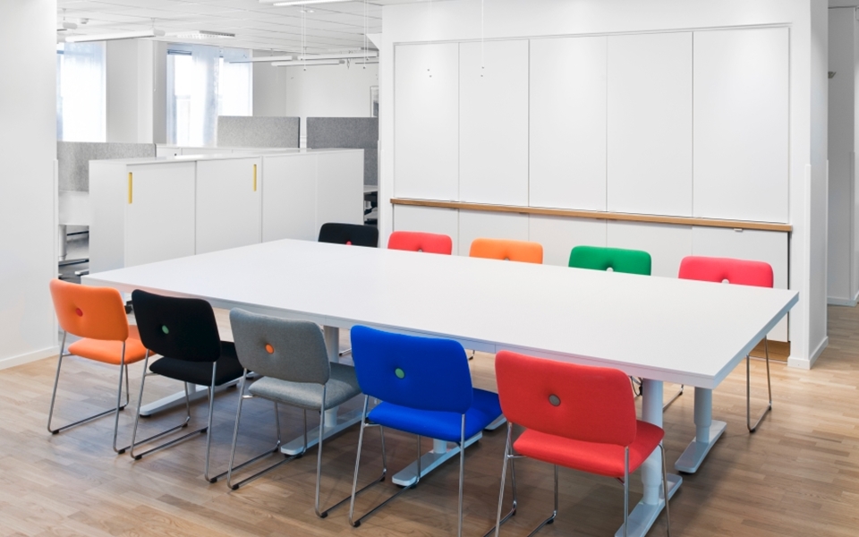 华体会体育官方在线官网 - 坐具|休闲椅|办公家具|华体会体育官方在线官网家具|DUNDRA 洽谈椅