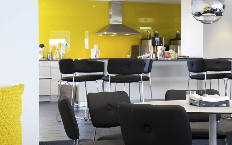 华体会体育官方在线官网 - 坐具|休闲椅|办公家具|华体会体育官方在线官网家具|DUNDRA 洽谈椅