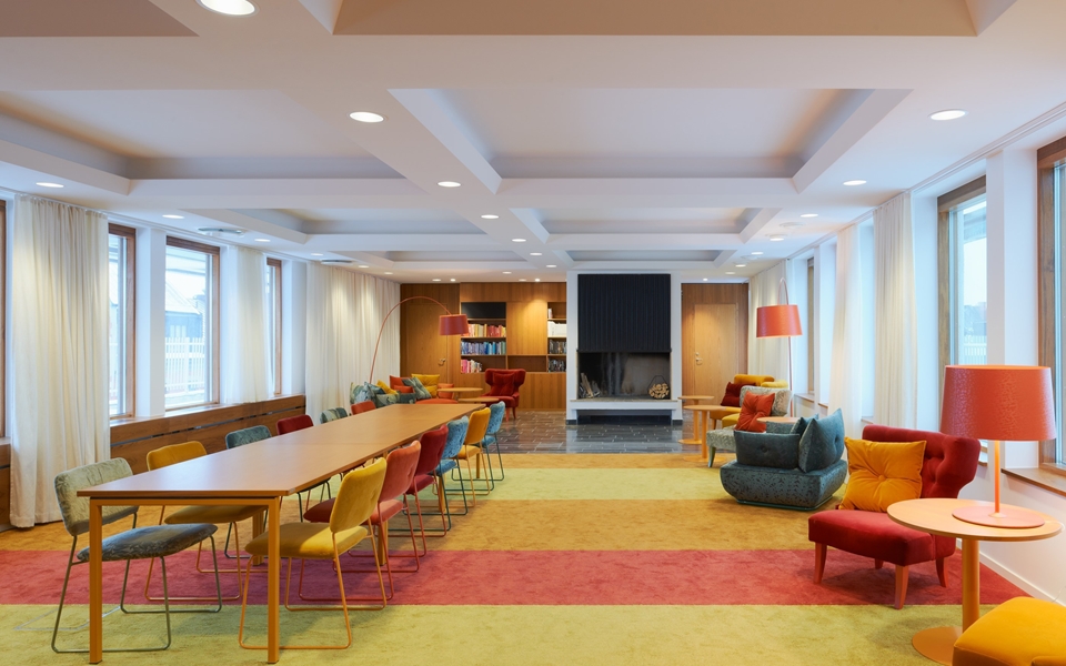 华体会体育官方在线官网 - 坐具|休闲椅|办公家具|华体会体育官方在线官网家具|DUNDRA 洽谈椅