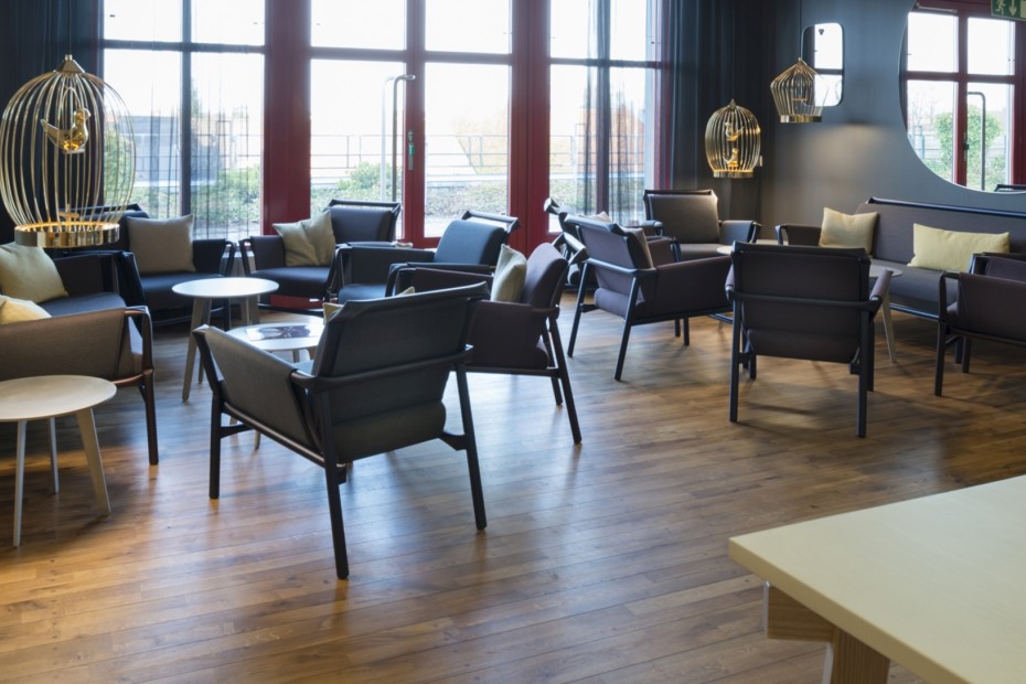 华体会体育官方在线官网 - 坐具|休闲椅|办公家具|华体会体育官方在线官网家具|SUPERKINK  沙发椅