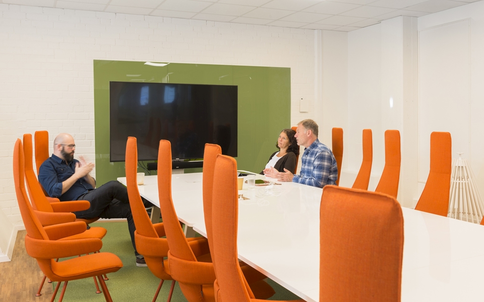 华体会体育官方在线官网 - 坐具|休闲椅|办公家具|华体会体育官方在线官网家具|POPPE  休闲椅