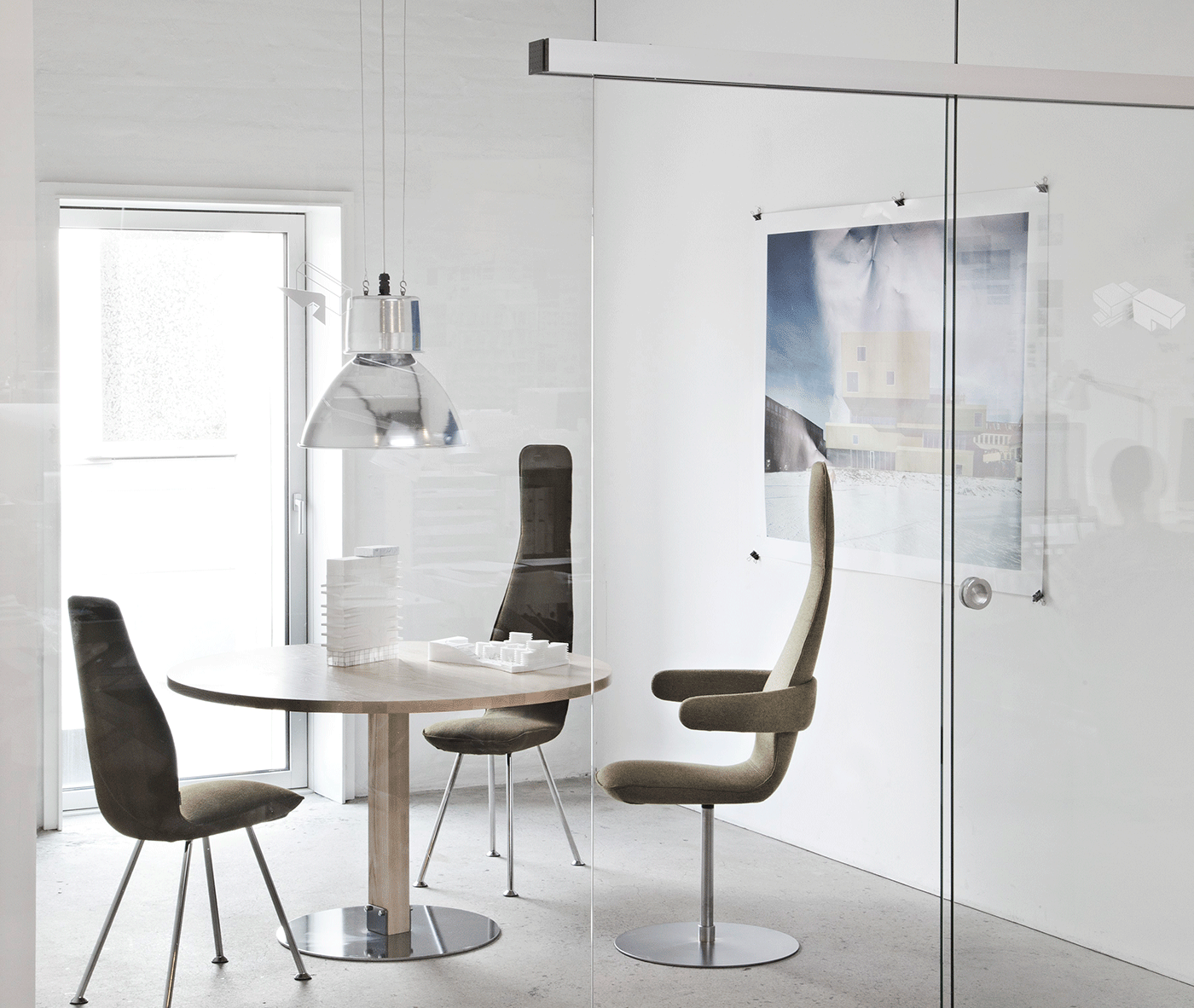 华体会体育官方在线官网 - 坐具|休闲椅|办公家具|华体会体育官方在线官网家具|POPPE  休闲椅