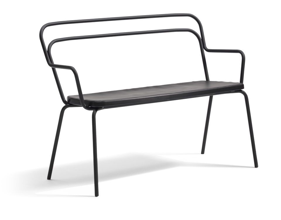 [华体会体育官方在线官网 - 坐具|户外椅|办公家具|华体会体育官方在线官网家具|KAFFE 户外椅]