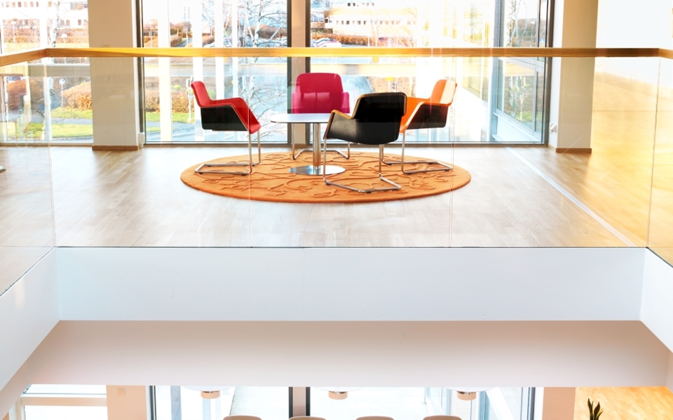 办公椅|现代真皮会议椅|办公家具|华体会体育官方在线官网家具|PEEK 会议椅/洽谈椅