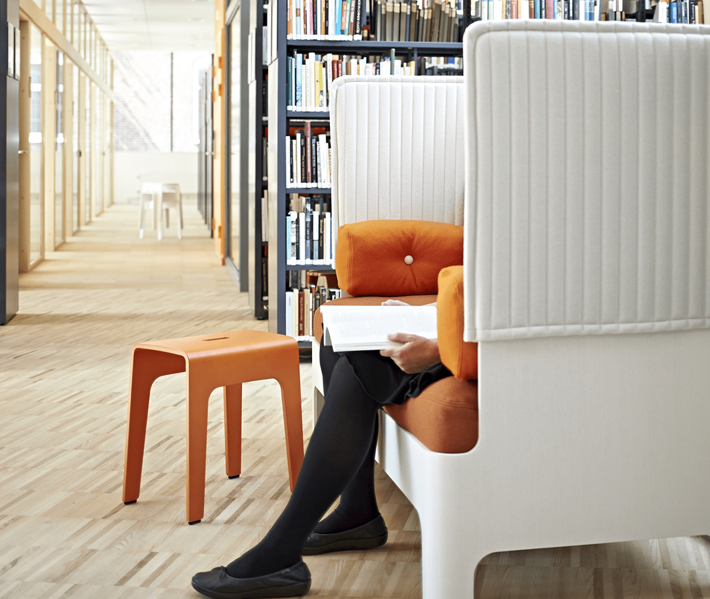 华体会体育官方在线官网 - 坐具|吧椅/凳子|办公家具|华体会体育官方在线官网家具|Bimbo 矮凳