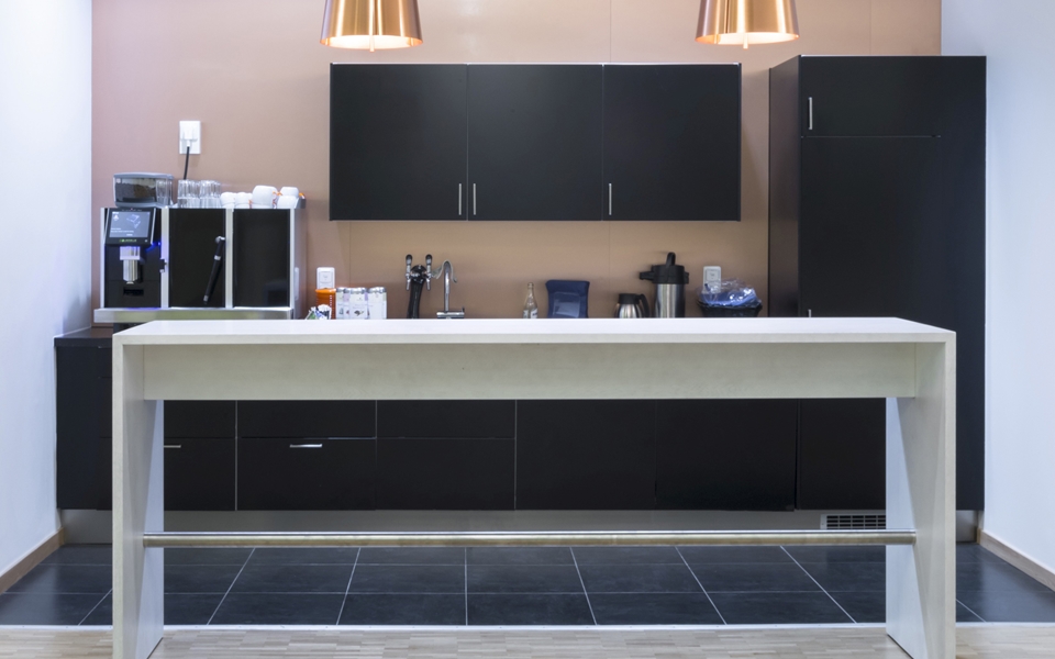 华体会体育官方在线官网 - 桌几|咖啡桌|办公家具|华体会体育官方在线官网家具|PING-PONG 高脚桌