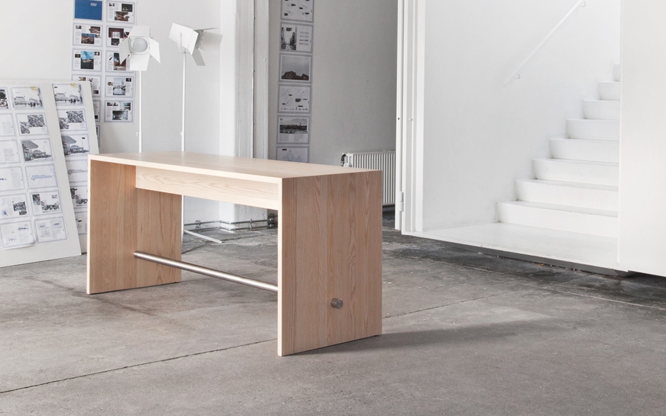 华体会体育官方在线官网 - 桌几|咖啡桌|办公家具|华体会体育官方在线官网家具|PING-PONG 高脚桌