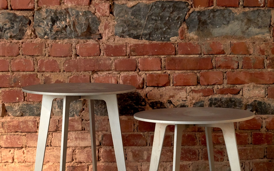 华体会体育官方在线官网 - 桌几|茶几/边几|办公家具|华体会体育官方在线官网家具|MIKA  茶几/咖啡桌