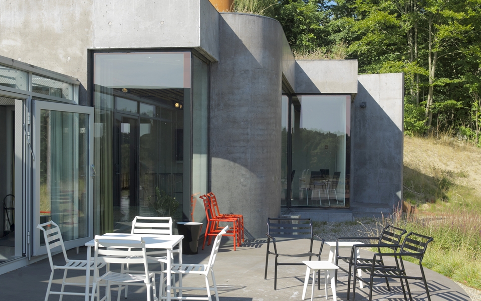 华体会体育官方在线官网 - 桌几|茶几/边几|办公家具|华体会体育官方在线官网家具|MIKA  茶几/咖啡桌