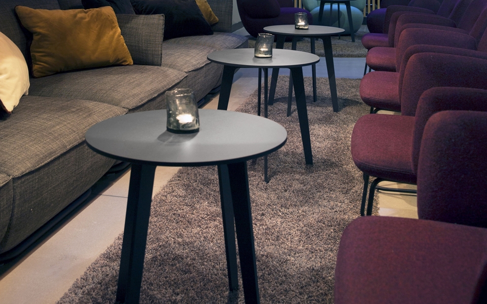 华体会体育官方在线官网 - 桌几|茶几/边几|办公家具|华体会体育官方在线官网家具|MIKA  茶几/咖啡桌