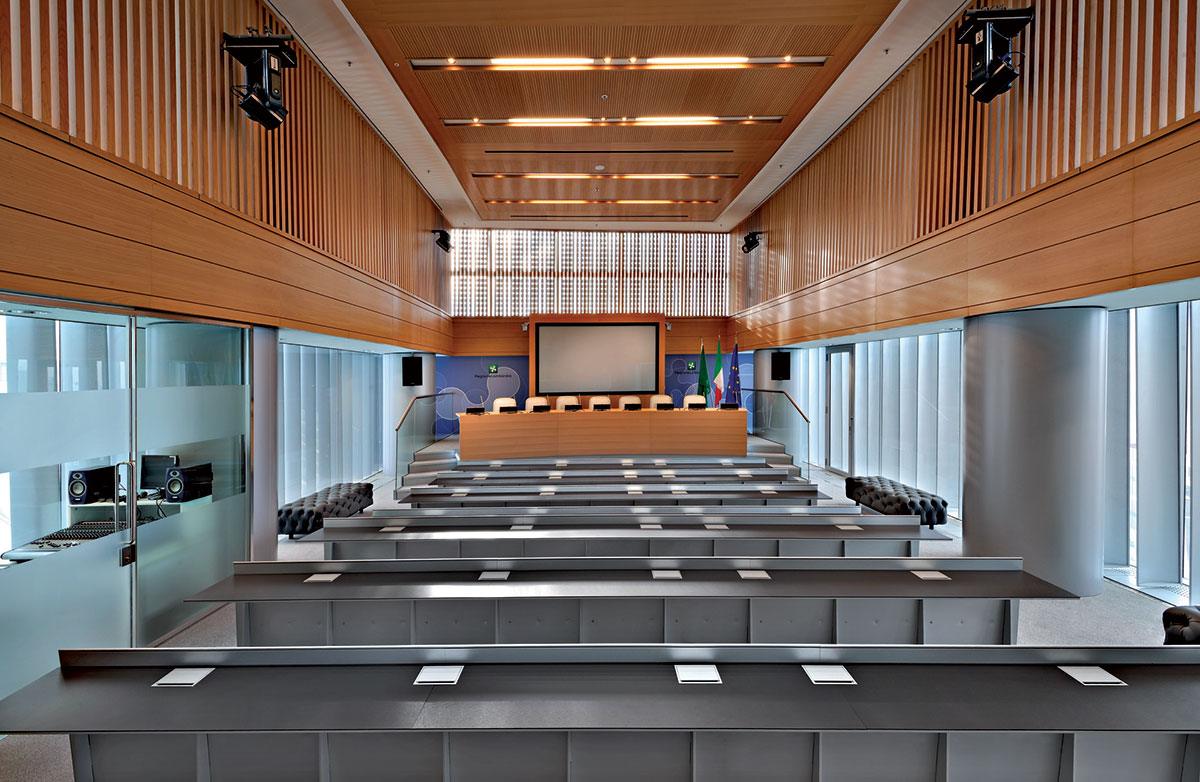 学校家具|阶梯教室桌椅|办公家具|华体会体育官方在线官网家具|刀片系统