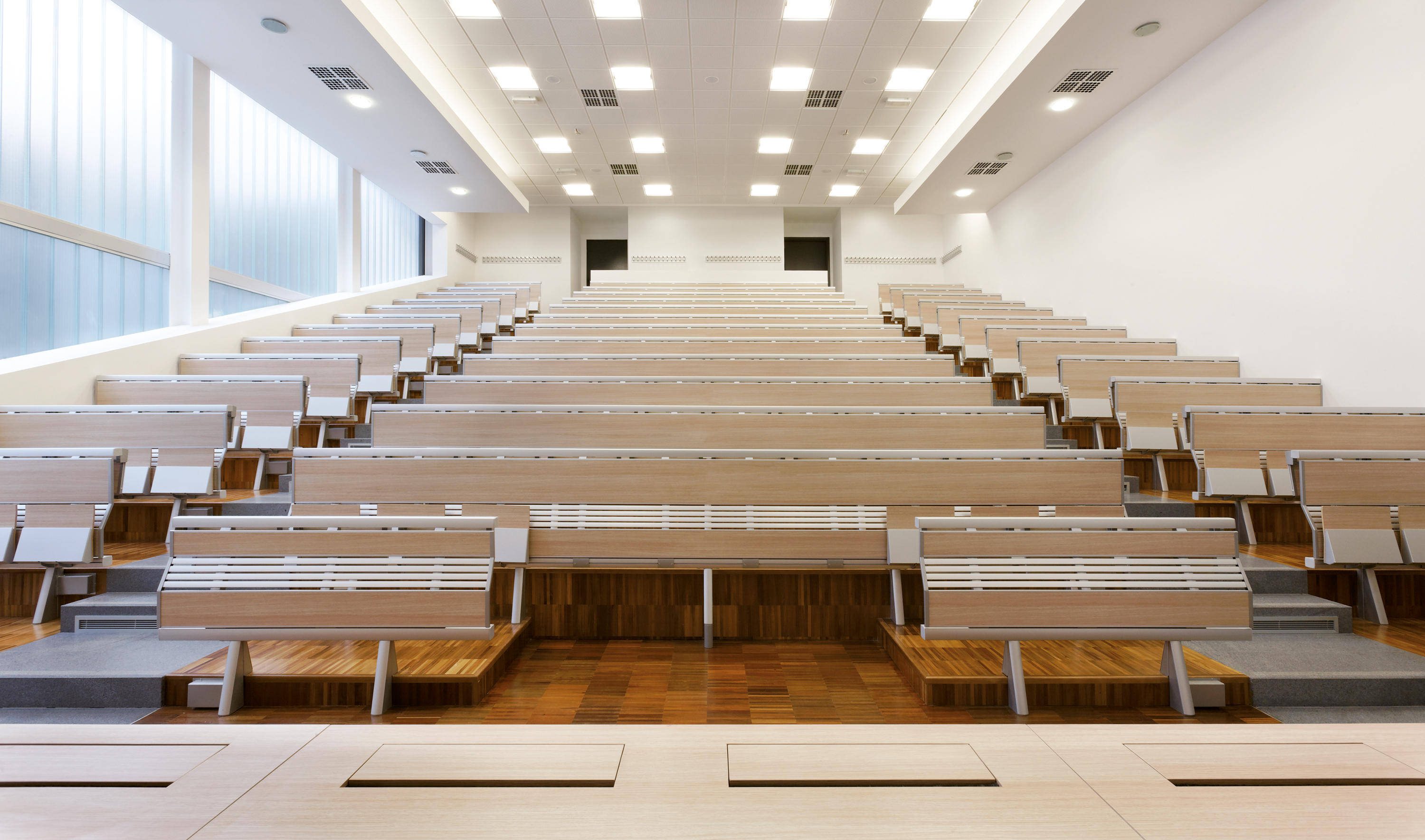 学校家具|阶梯教室桌椅|办公家具|华体会体育官方在线官网家具|跑步者