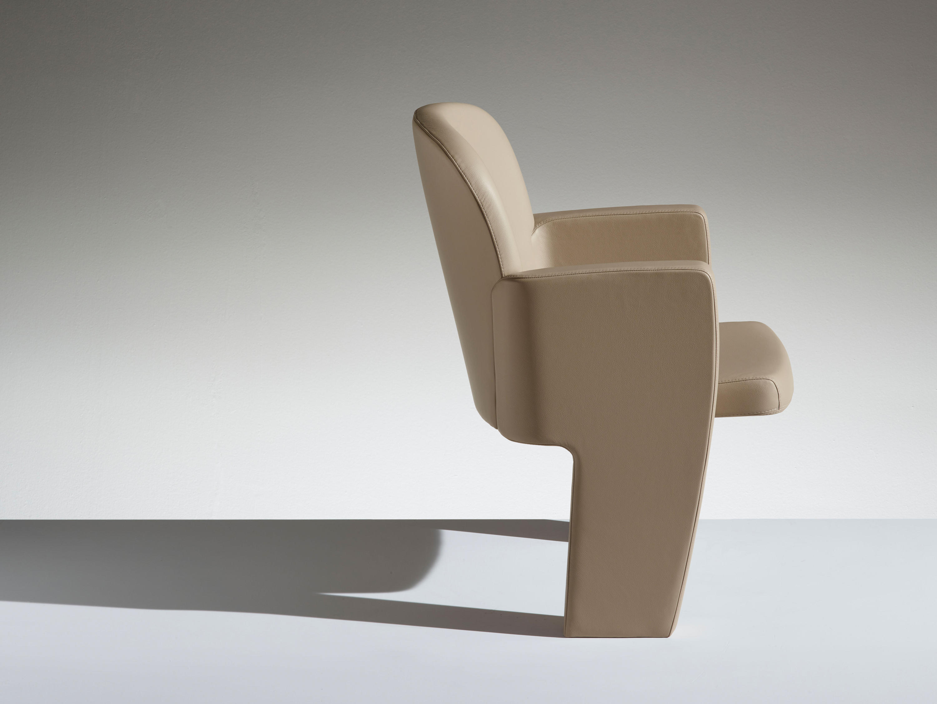 公共座椅|礼堂椅、报告厅椅|办公家具|华体会体育官方在线官网家具|Tail 剧院/礼堂椅