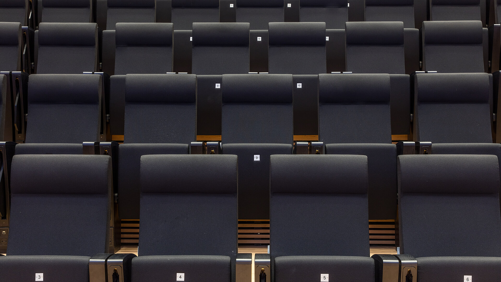 公共座椅|礼堂椅、报告厅椅|办公家具|华体会体育官方在线官网家具|Unica 剧院/礼堂椅