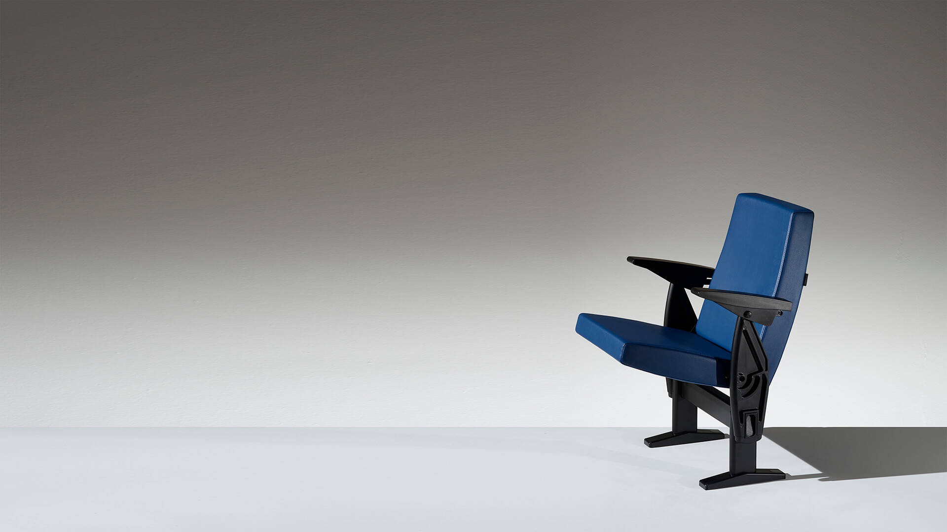 公共座椅|礼堂椅、报告厅椅|办公家具|华体会体育官方在线官网家具|Futura 剧院/礼堂椅