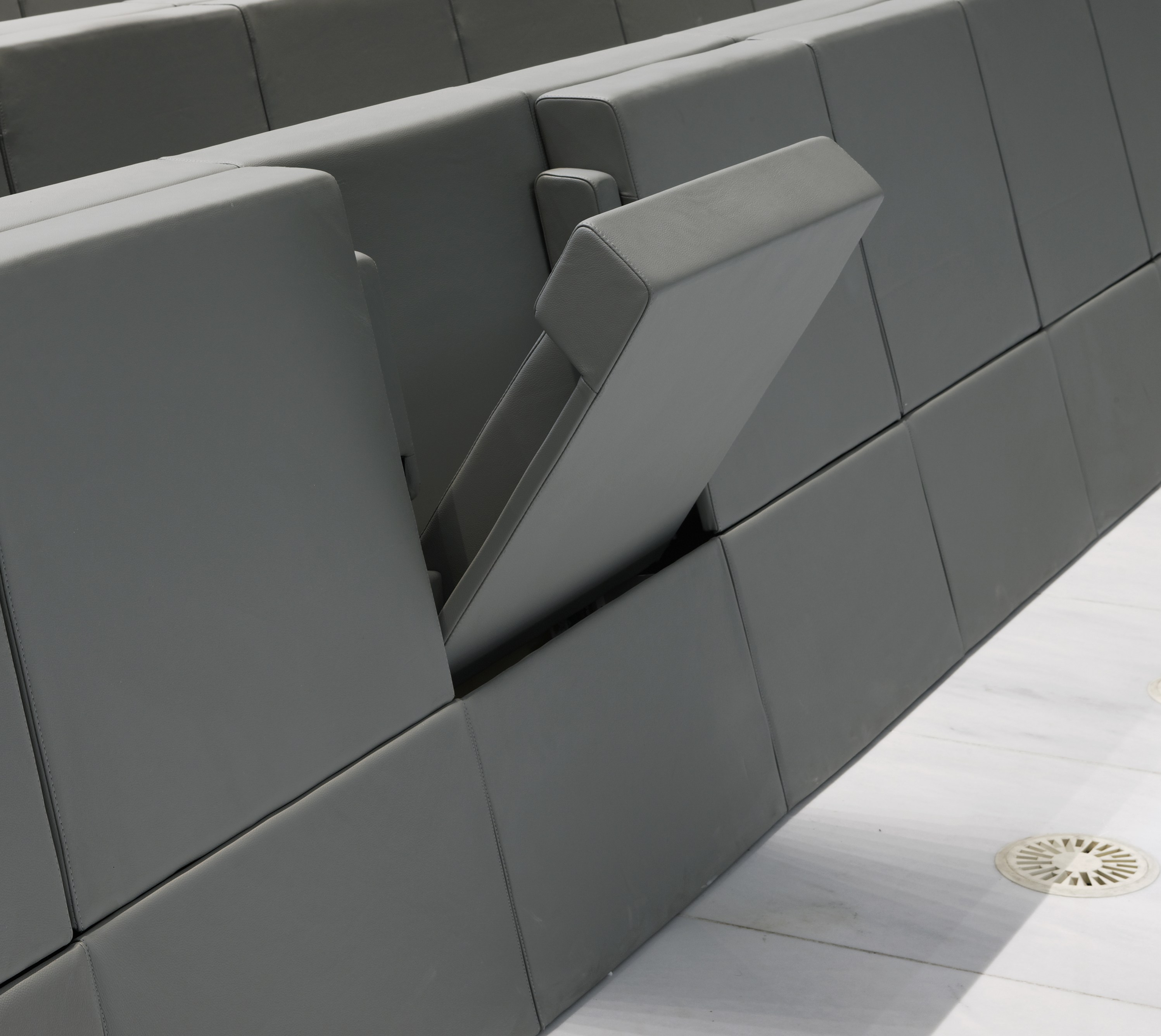 学校家具|阶梯教室桌椅|办公家具|华体会体育官方在线官网家具|源雅