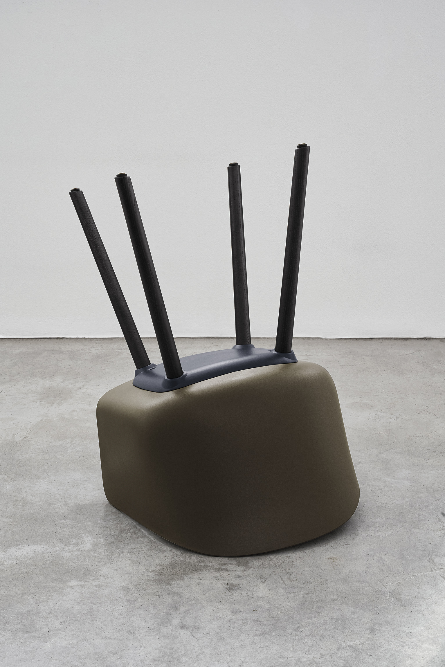 华体会体育官方在线官网 - 坐具|休闲椅|办公家具|华体会体育官方在线官网家具|Max 洽谈椅/会客椅