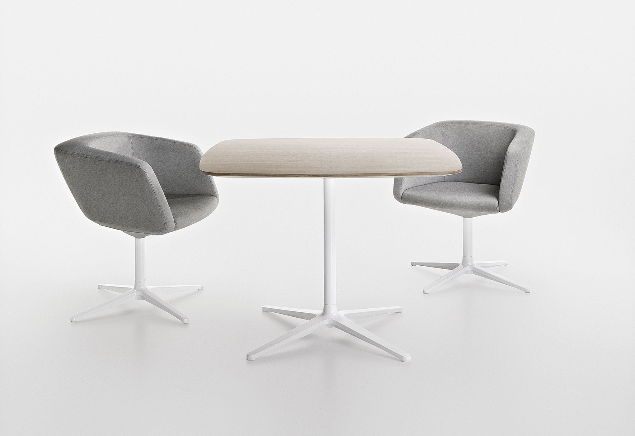 华体会体育官方在线官网 - 桌几|茶几/边几|办公家具|华体会体育官方在线官网家具|Plato 洽谈桌/咖啡桌