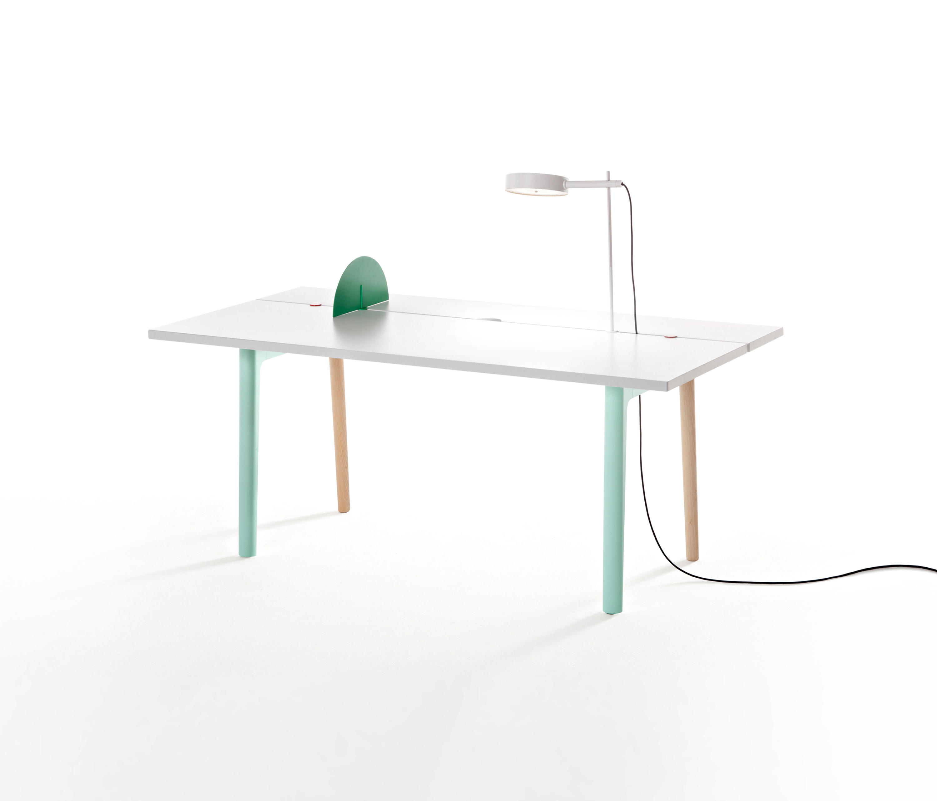 办公屏风|办公屏风系统|办公家具|华体会体育官方在线官网家具|Offset Table 工作台/办公桌