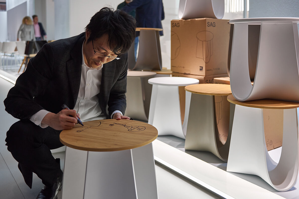 华体会体育官方在线官网 - 桌几|茶几/边几|办公家具|华体会体育官方在线官网家具|Polyurethane stool  茶几/角几