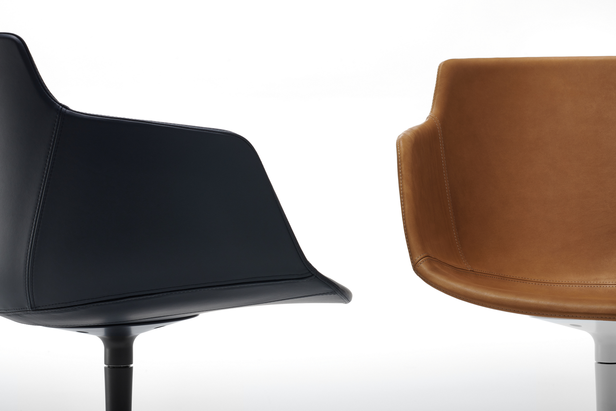 华体会体育官方在线官网 - 坐具|餐椅|办公家具|华体会体育官方在线官网家具|FLOW LEATHER 洽谈椅/餐椅