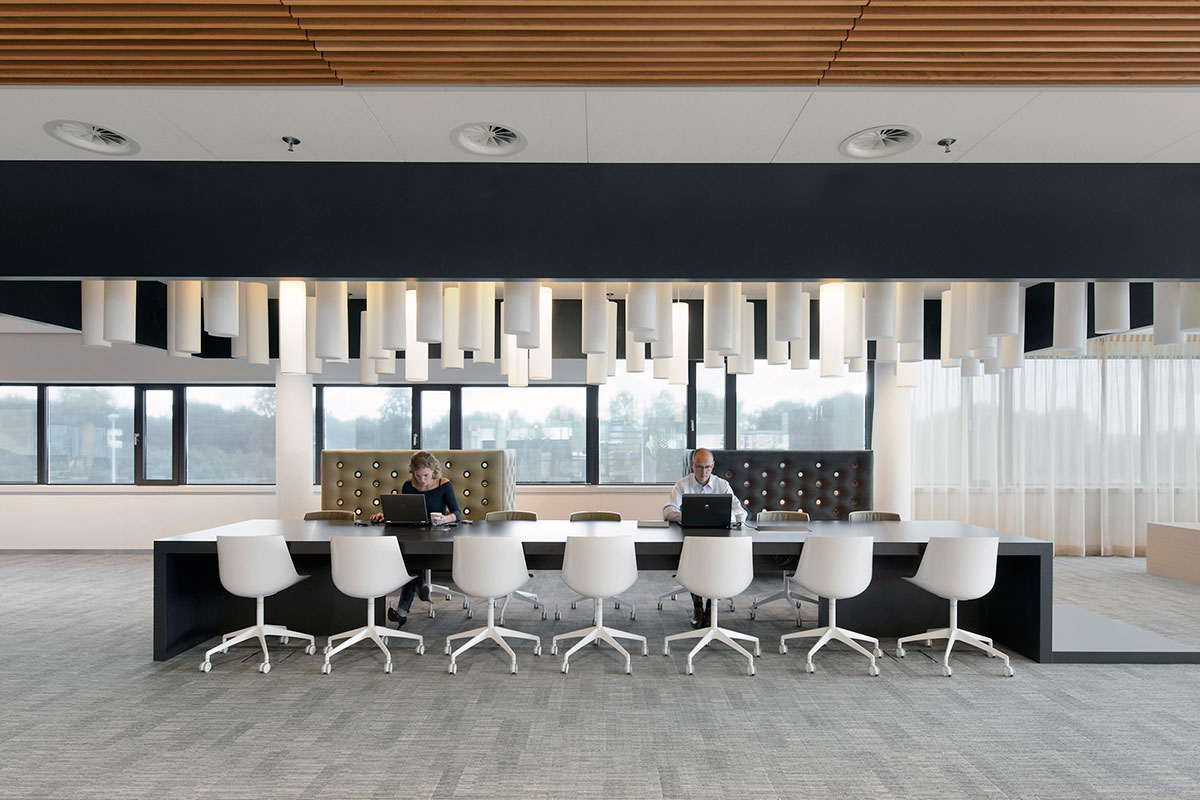 华体会体育官方在线官网 - 坐具|餐椅|办公家具|华体会体育官方在线官网家具|FLOW SLIM 洽谈椅/餐椅