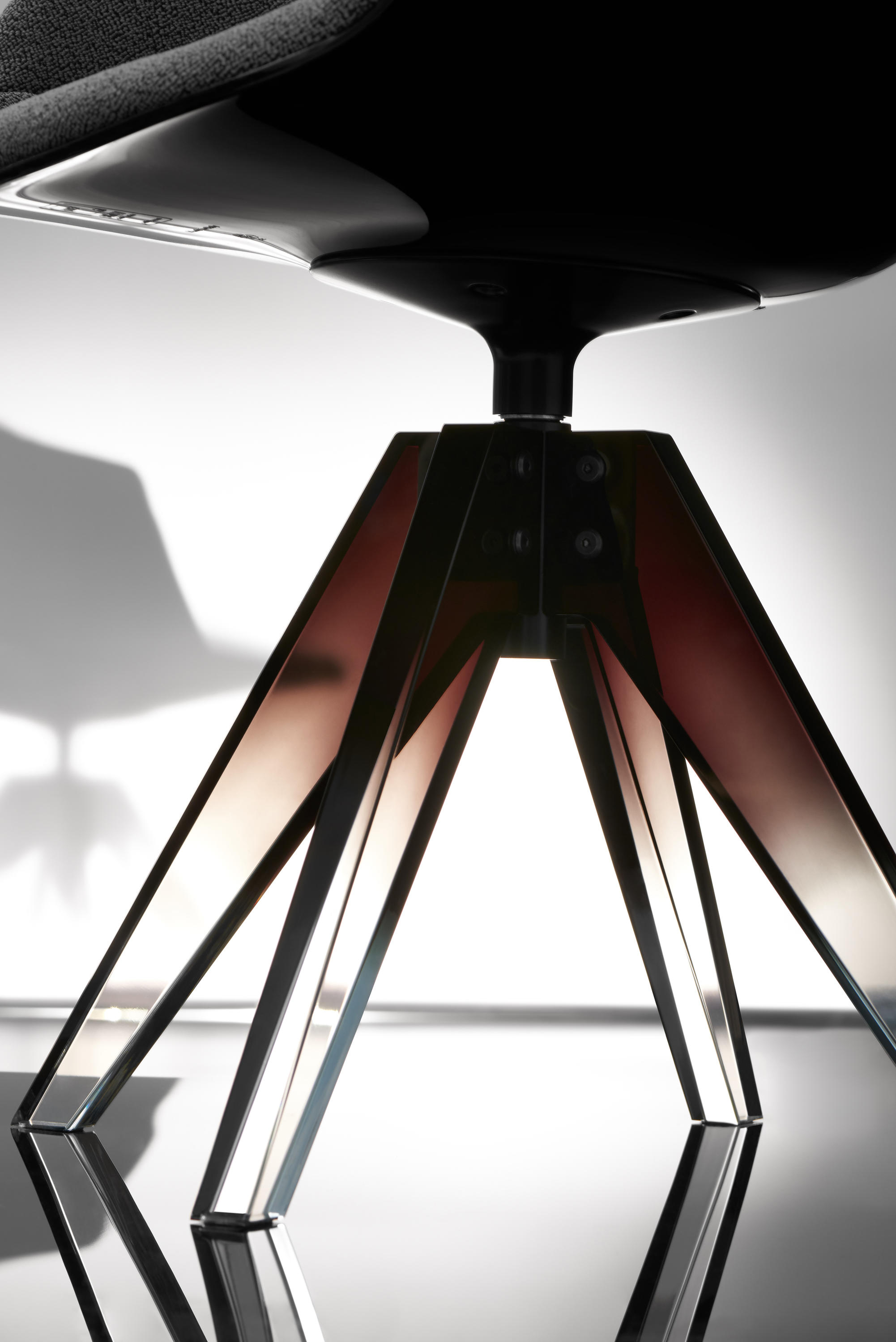 华体会体育官方在线官网 - 坐具|餐椅|办公家具|华体会体育官方在线官网家具|FLOW 10TH 洽谈椅/餐椅