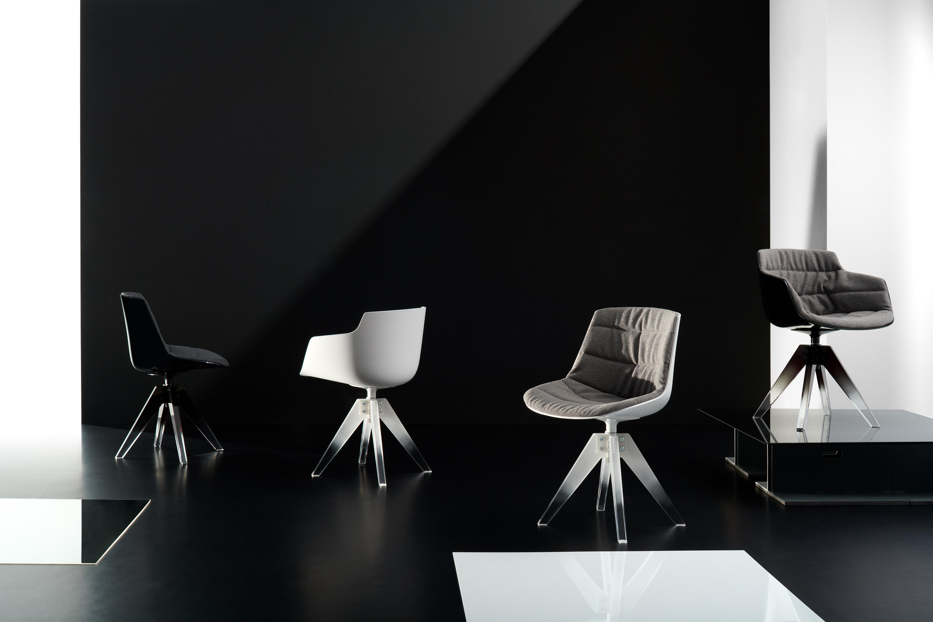 华体会体育官方在线官网 - 坐具|餐椅|办公家具|华体会体育官方在线官网家具|FLOW 10TH 洽谈椅/餐椅