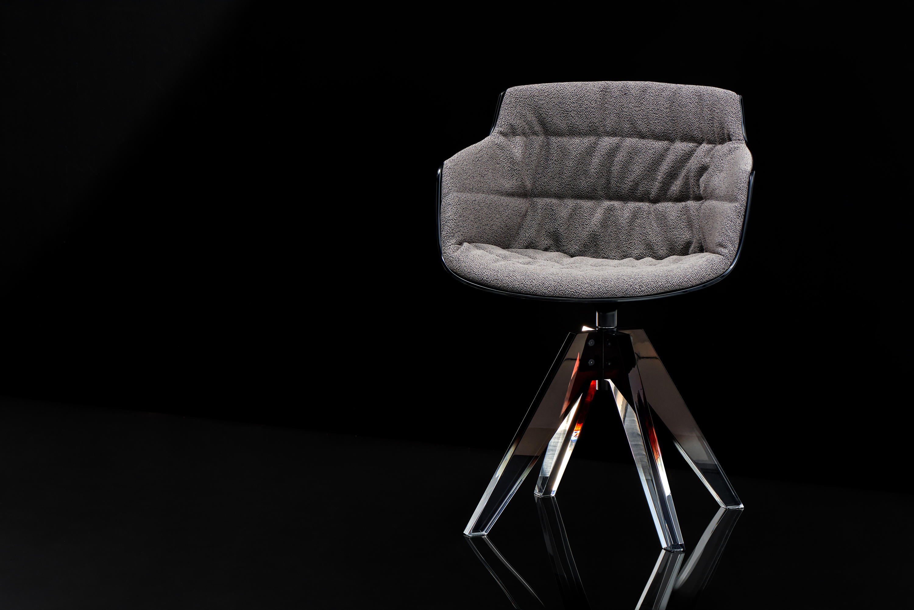 华体会体育官方在线官网 - 坐具|餐椅|办公家具|华体会体育官方在线官网家具|FLOW 10TH 洽谈椅/餐椅