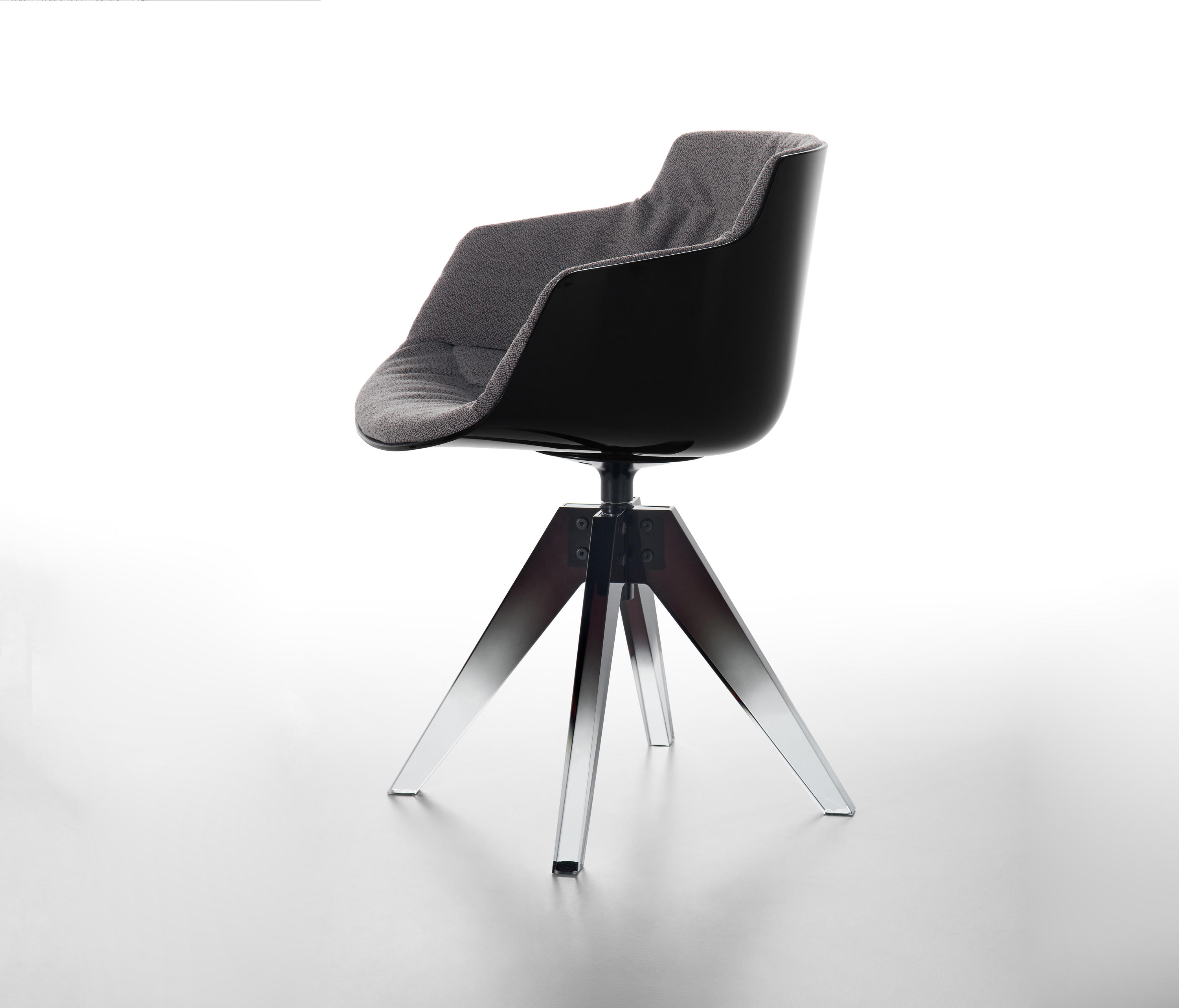 华体会体育官方在线官网 - 坐具|餐椅|办公家具|华体会体育官方在线官网家具|FLOW 10TH 洽谈椅/餐椅