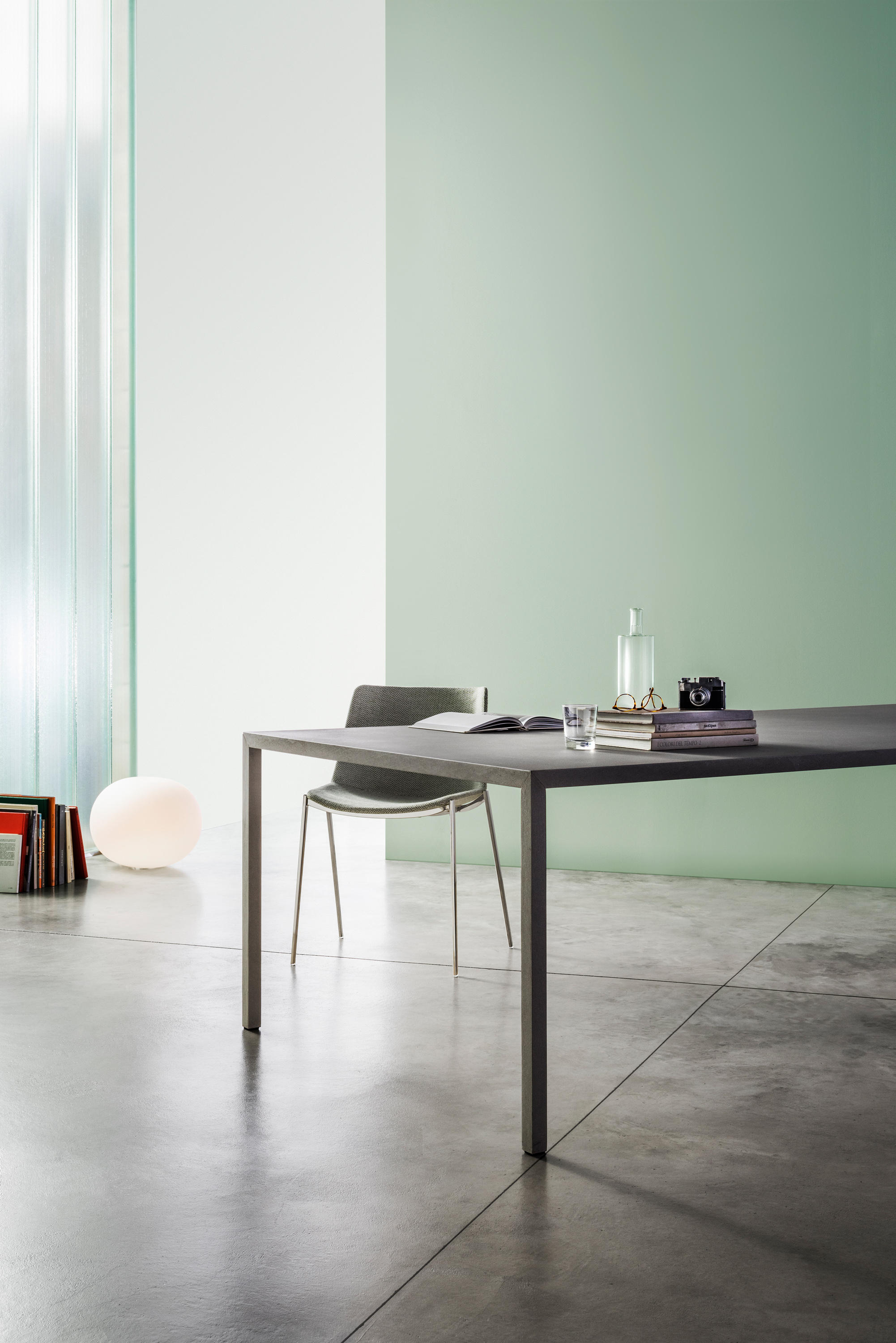 华体会体育官方在线官网 - 坐具|餐椅|办公家具|华体会体育官方在线官网家具|AIKU 洽谈椅/餐椅