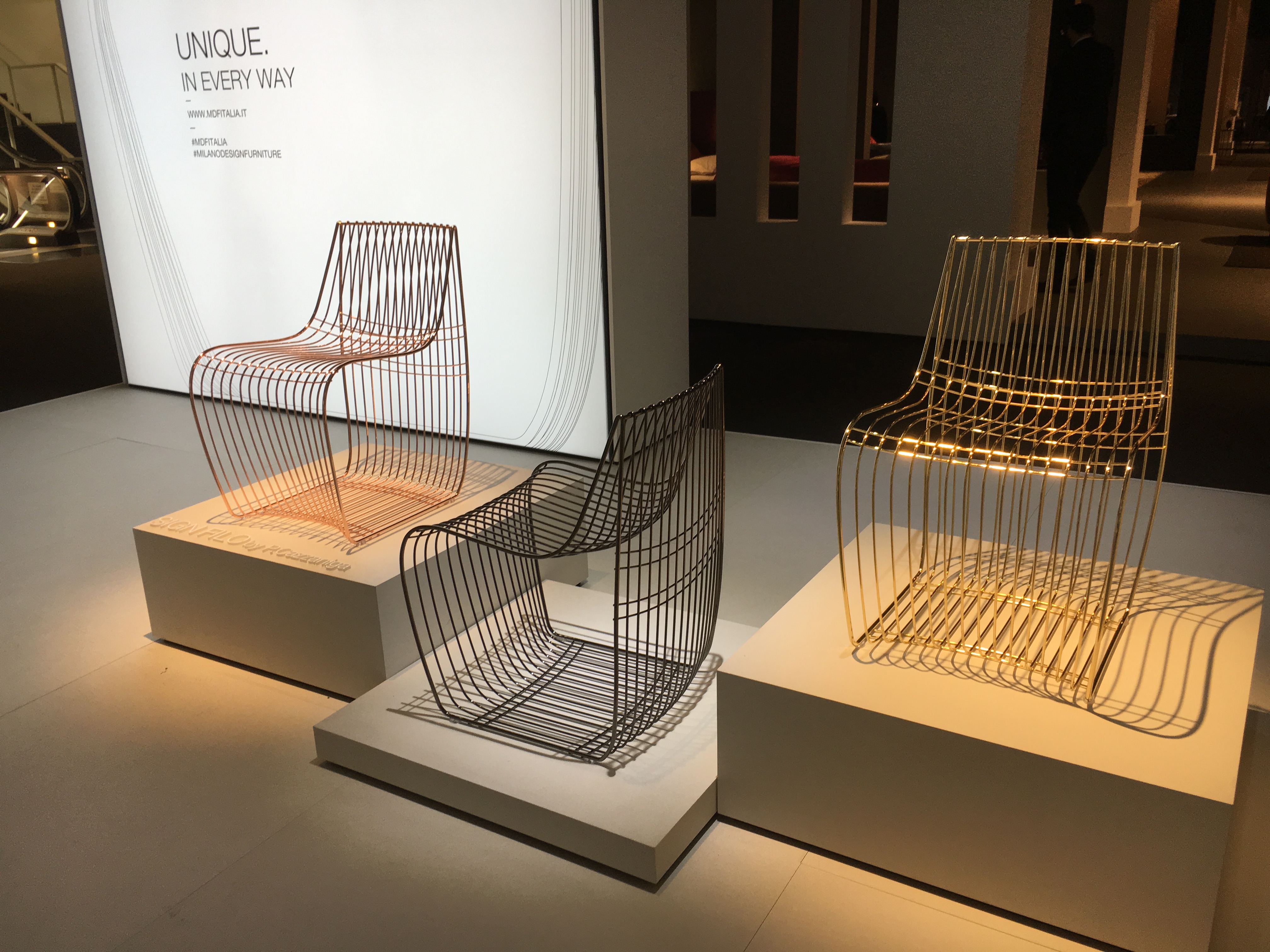 华体会体育官方在线官网 - 坐具|休闲椅|办公家具|华体会体育官方在线官网家具|SIGN FILO  金属休闲椅