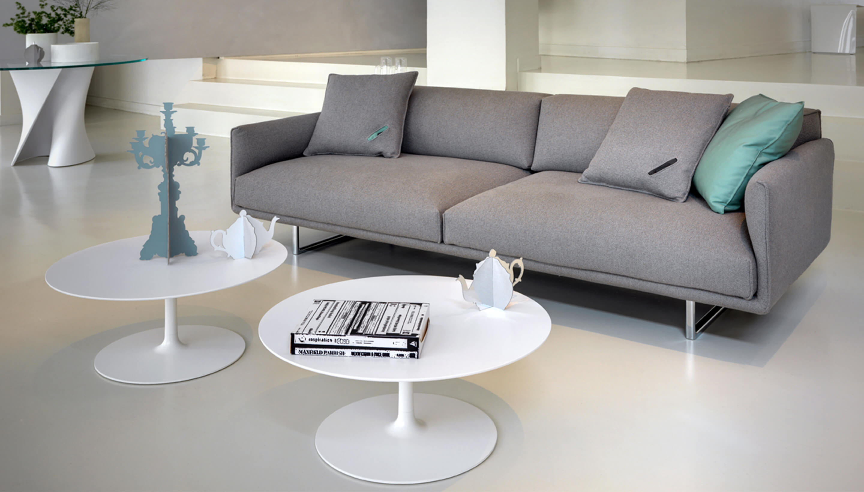 华体会体育官方在线官网 - 桌几|茶几/边几|办公家具|华体会体育官方在线官网家具|FLOW LOW TABLES 茶几/咖啡桌