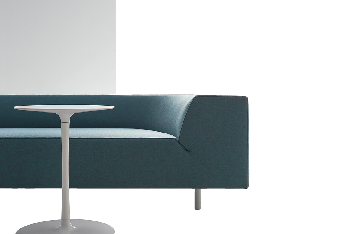 华体会体育官方在线官网 - 桌几|茶几/边几|办公家具|华体会体育官方在线官网家具|FLOW LOW TABLES 茶几/咖啡桌