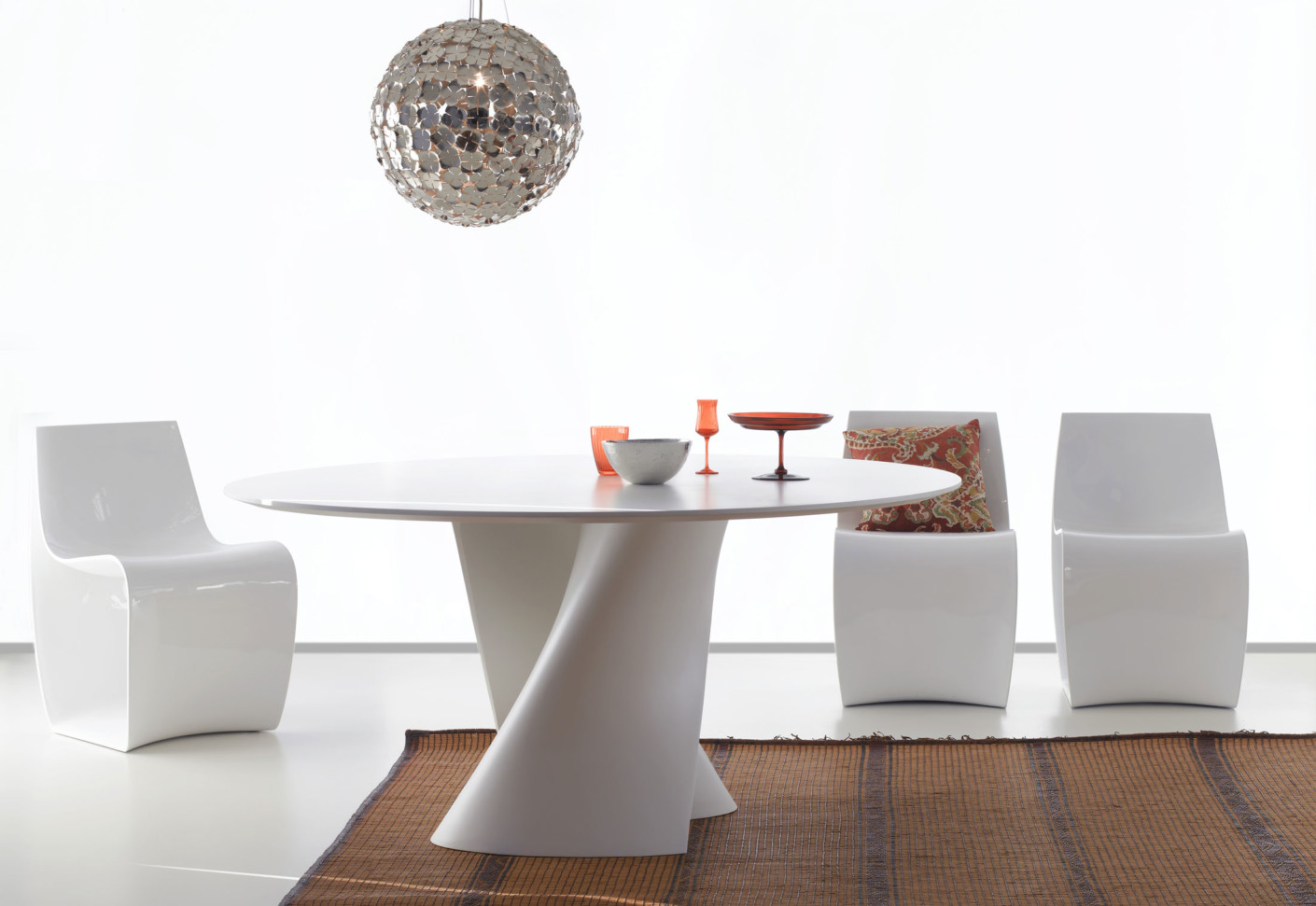 华体会体育官方在线官网 - 桌几|餐桌|办公家具|华体会体育官方在线官网家具|STABLE 餐桌