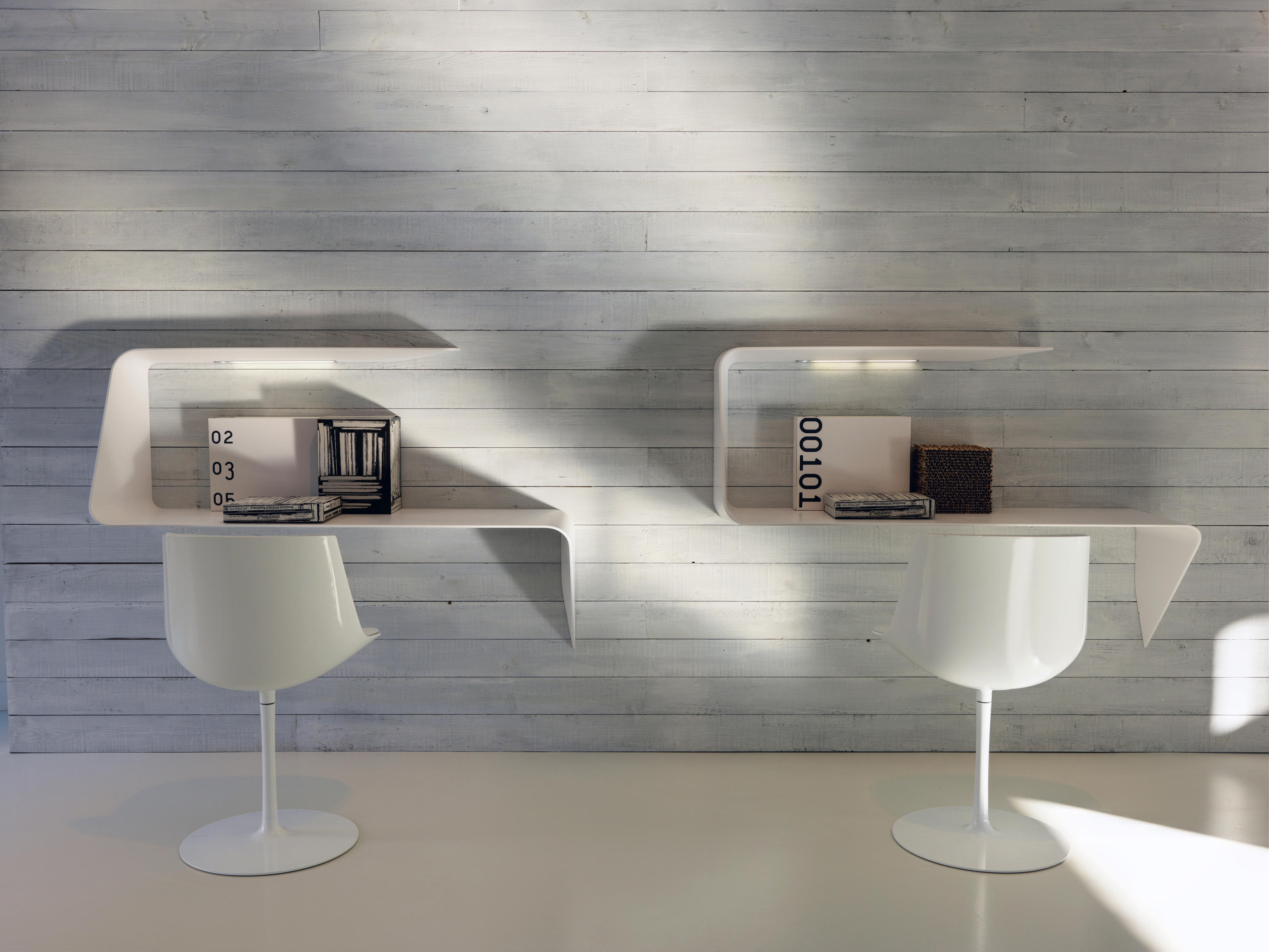 华体会体育官方在线官网 - 附件|装饰画/墙饰|办公家具|华体会体育官方在线官网家具|MAMBA 悬挂桌