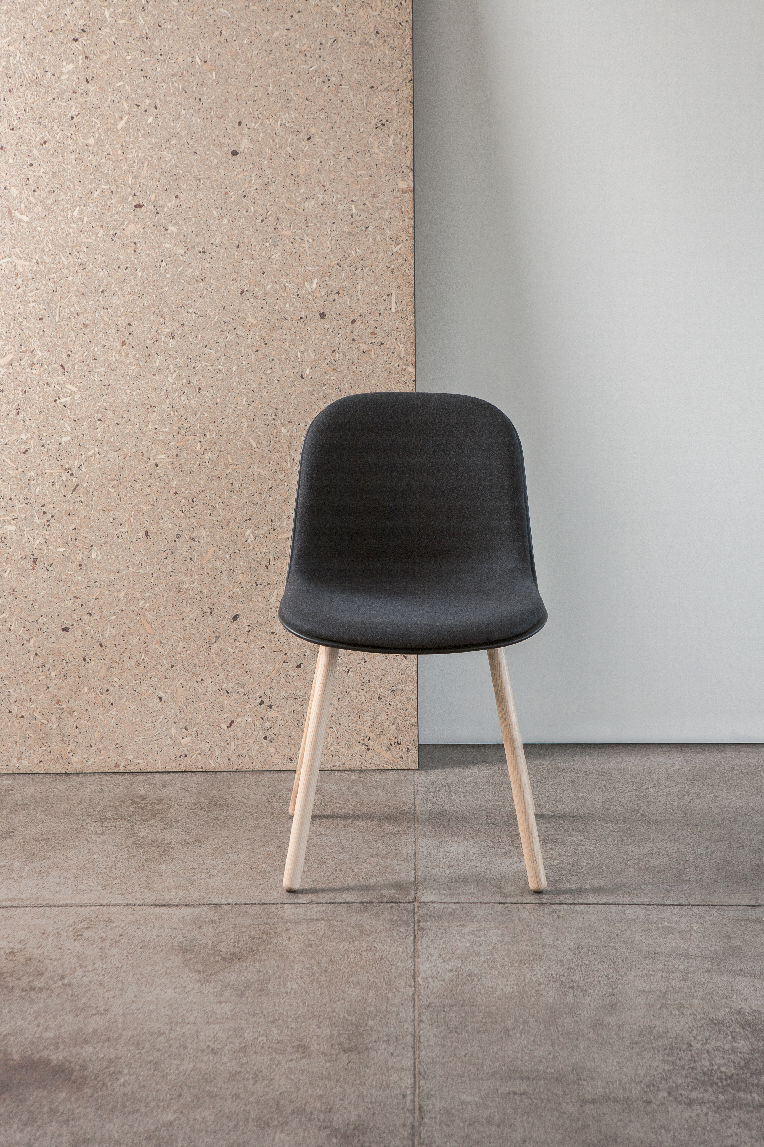 办公椅|现代真皮会议椅|办公家具|华体会体育官方在线官网家具|Máni  洽谈椅