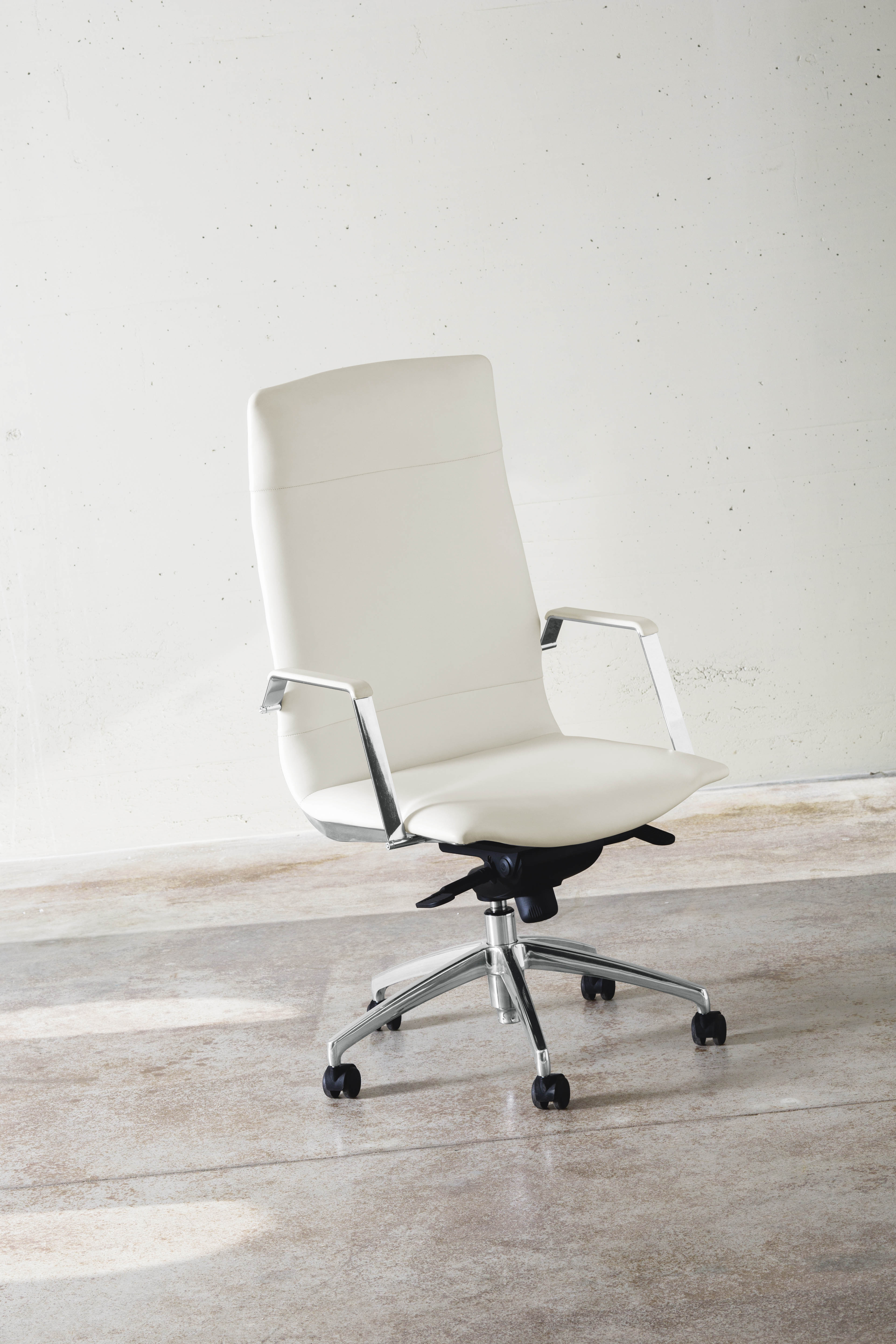 办公椅|现代真皮会议椅|办公家具|华体会体育官方在线官网家具|KX executive 办公椅洽谈椅