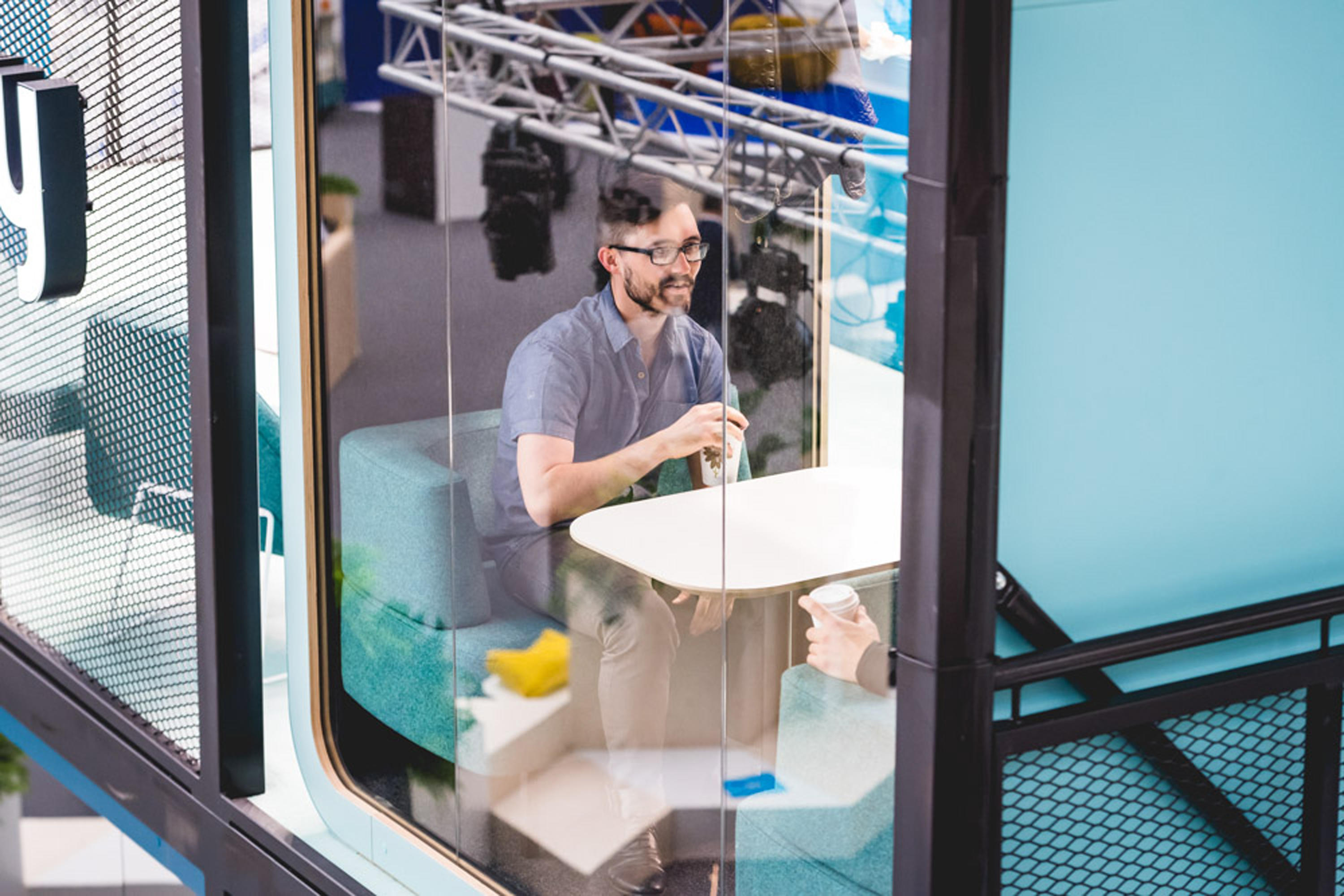 会议台|静音舱/洽谈屋|办公家具|华体会体育官方在线官网家具|Framery 2Q 隔音屋/洽谈屋