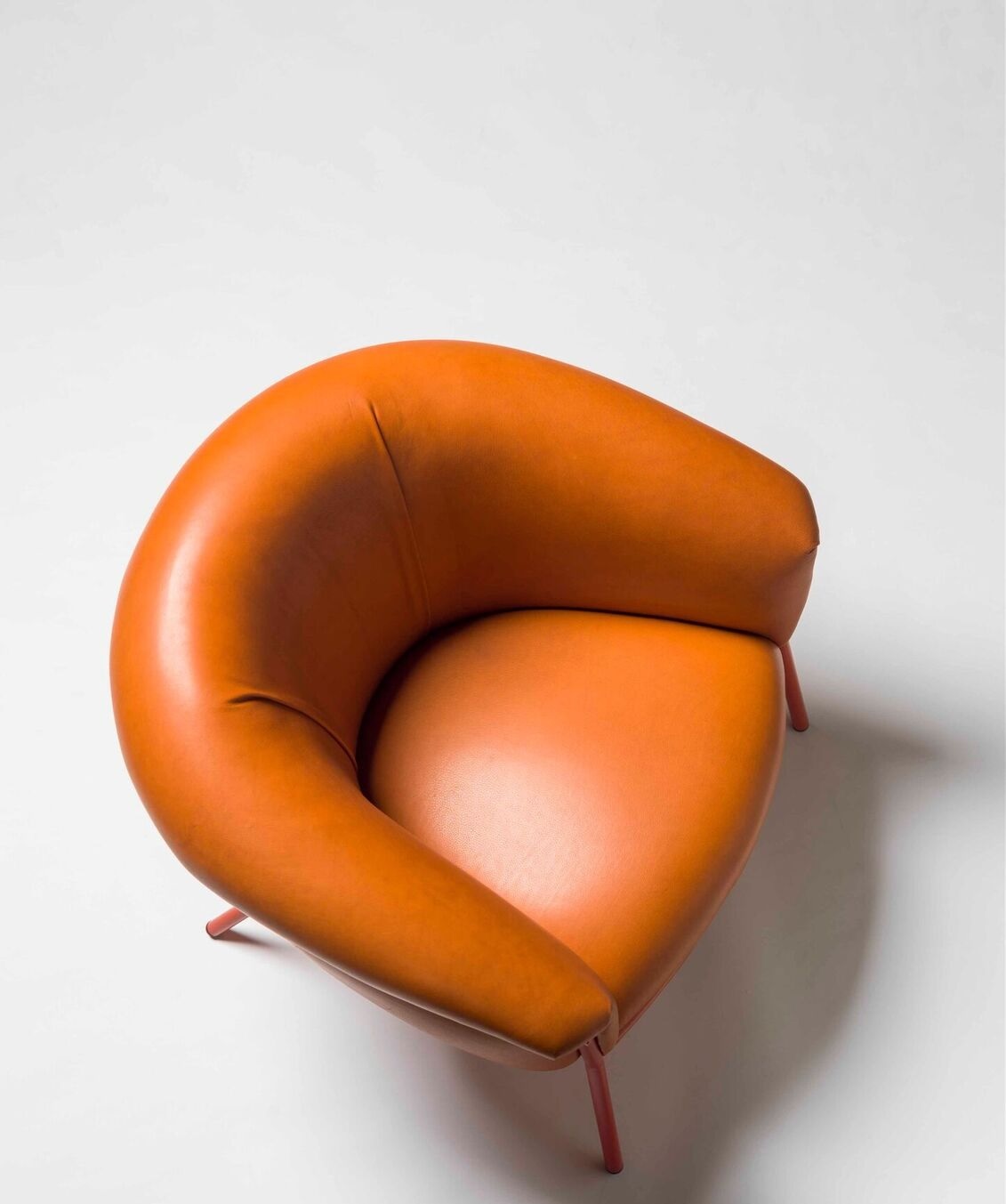 华体会体育官方在线官网 - 坐具|休闲椅|办公家具|华体会体育官方在线官网家具|Grasso 休闲沙发