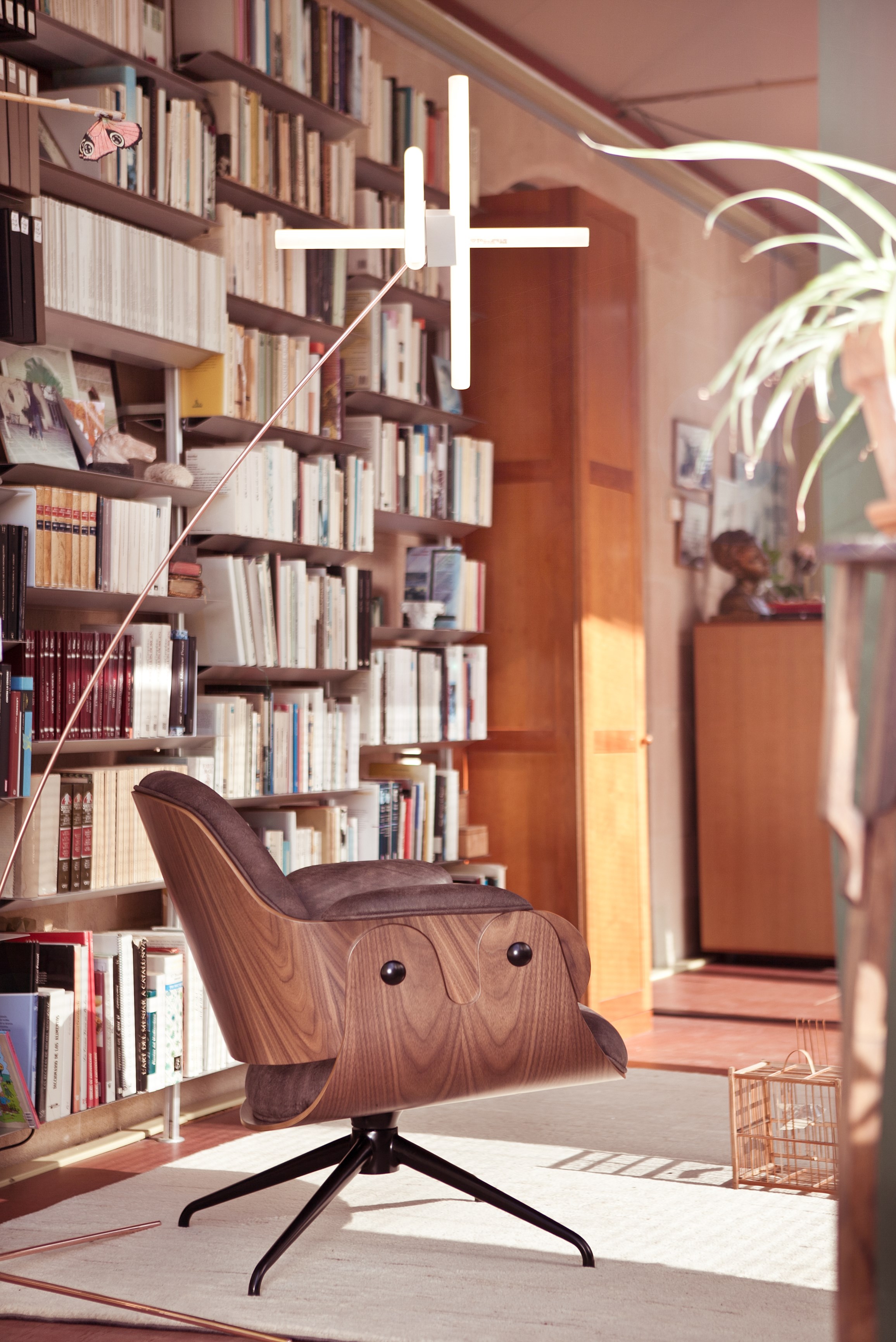 华体会体育官方在线官网 - 坐具|休闲椅|办公家具|华体会体育官方在线官网家具|LOW LOUNGER 休闲椅