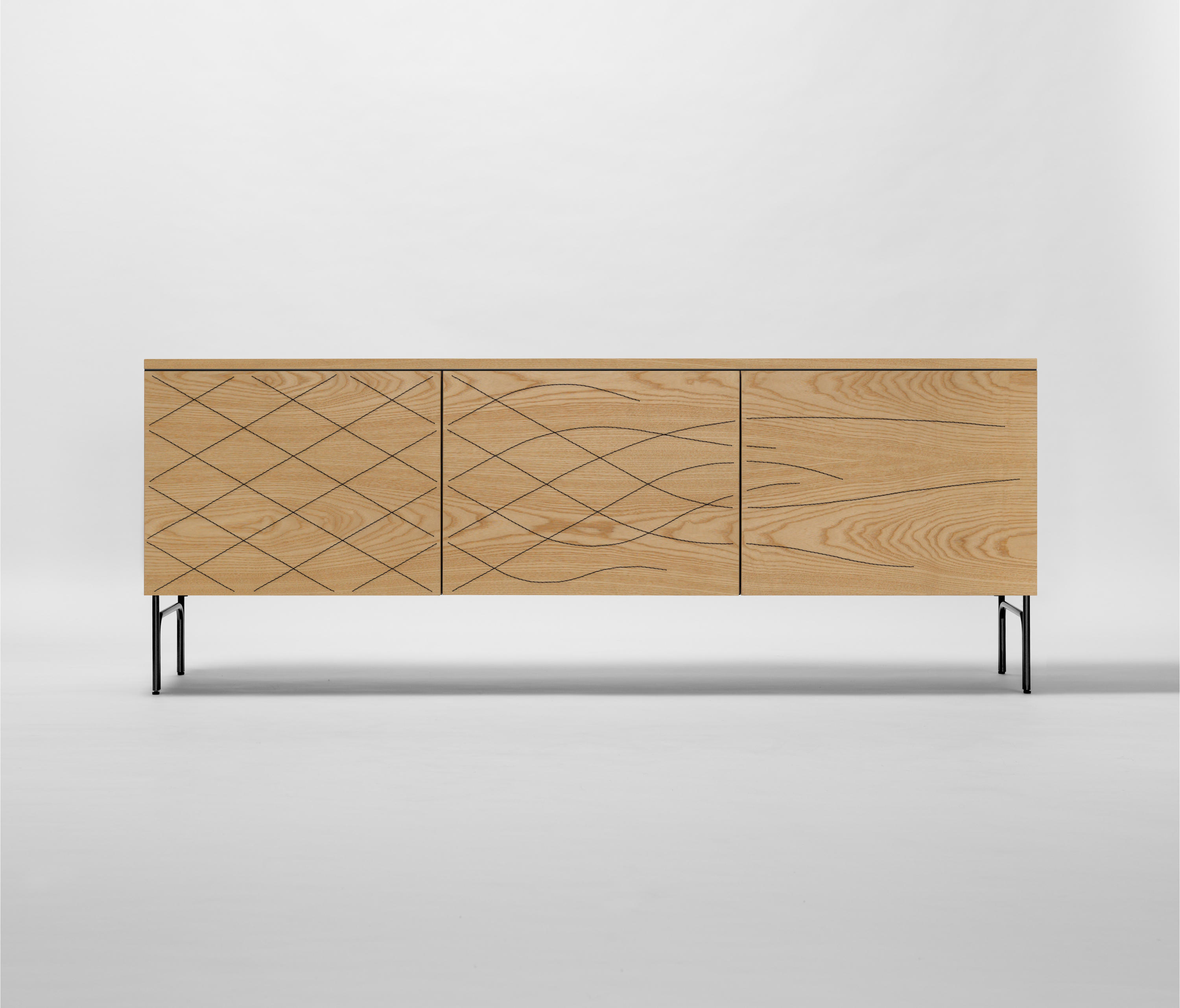 华体会体育官方在线官网 - 储物|装饰架|办公家具|华体会体育官方在线官网家具|Couture 餐边柜/装饰柜