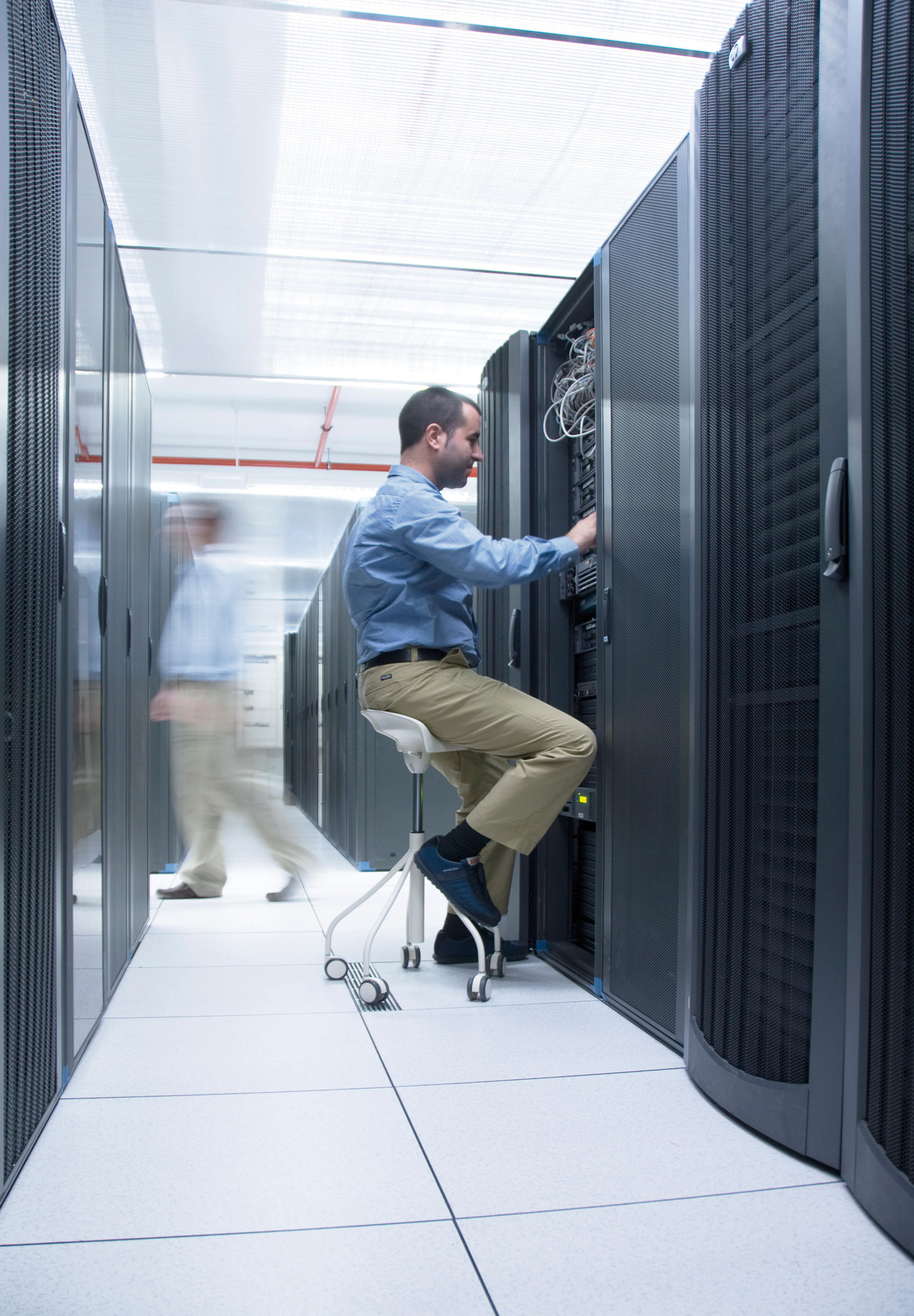 华体会体育官方在线官网 - 坐具|吧椅/凳子|办公家具|华体会体育官方在线官网家具|BINARIA 吧椅