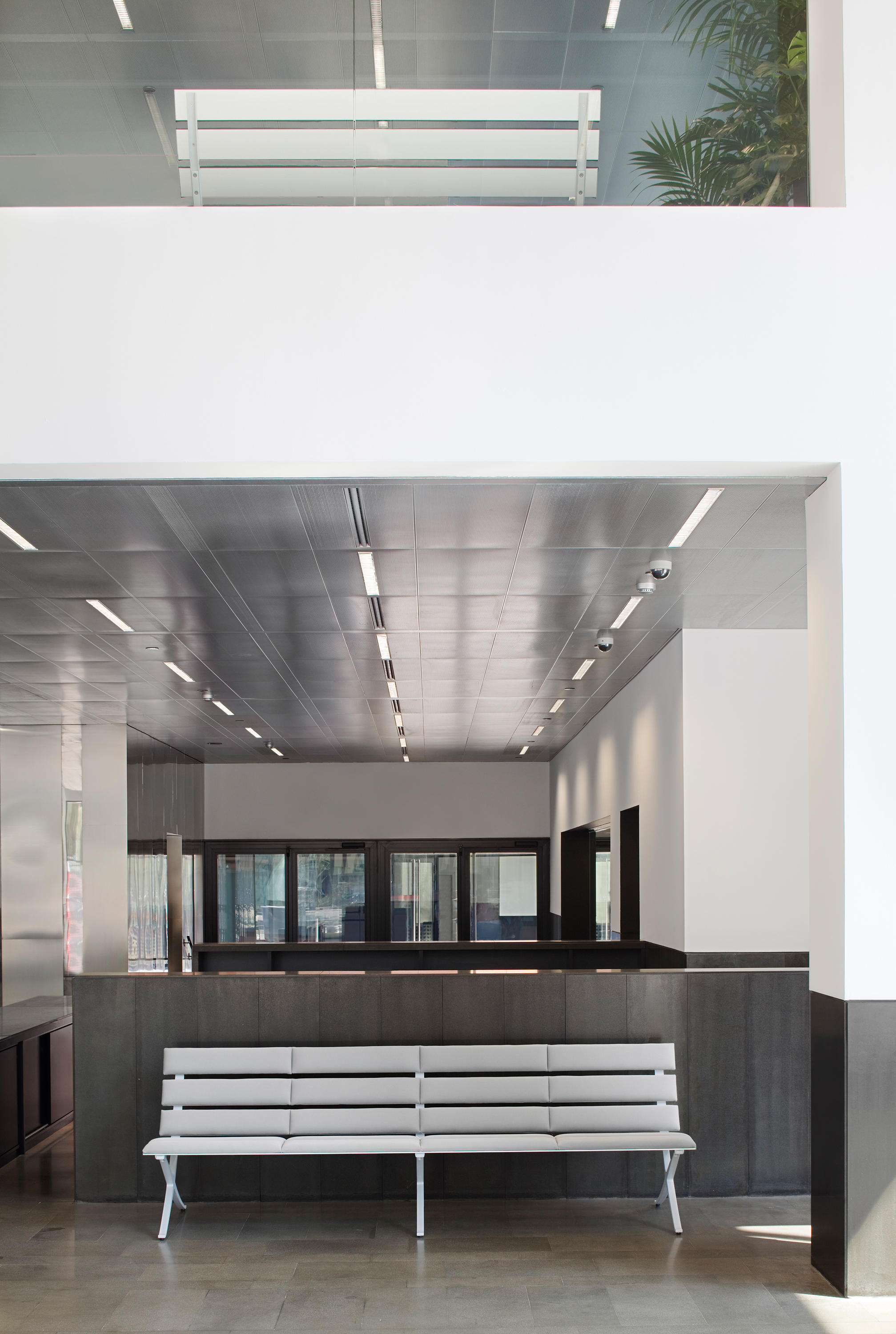 华体会体育官方在线官网 - 坐具|户外椅|办公家具|华体会体育官方在线官网家具|BENCH  等候椅/排椅