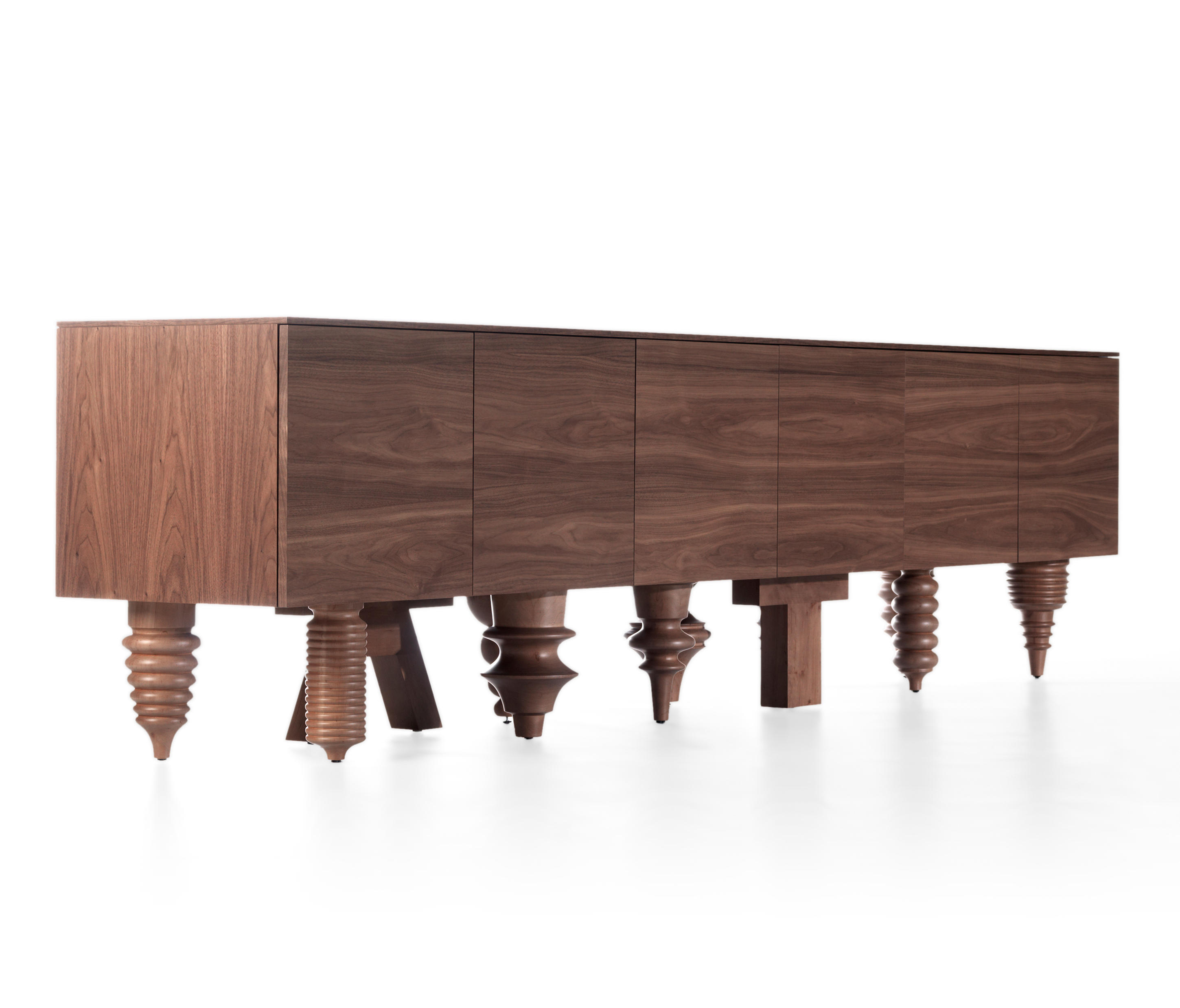 华体会体育官方在线官网 - 储物|装饰架|办公家具|华体会体育官方在线官网家具|MULTILEG 餐边柜/装饰柜