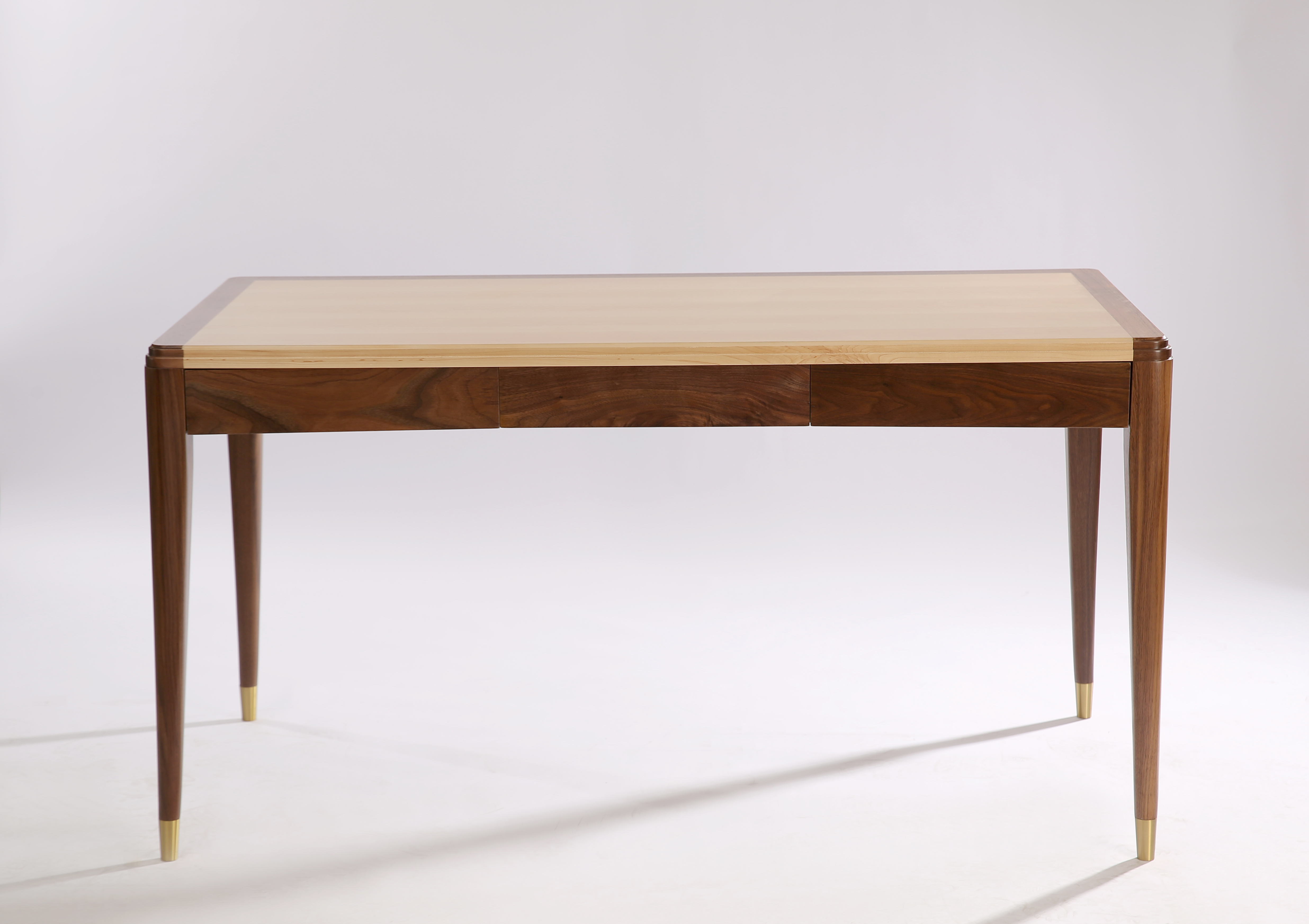 华体会体育官方在线官网 - 桌几|办公桌|办公家具|华体会体育官方在线官网家具|海派时尚-写字台