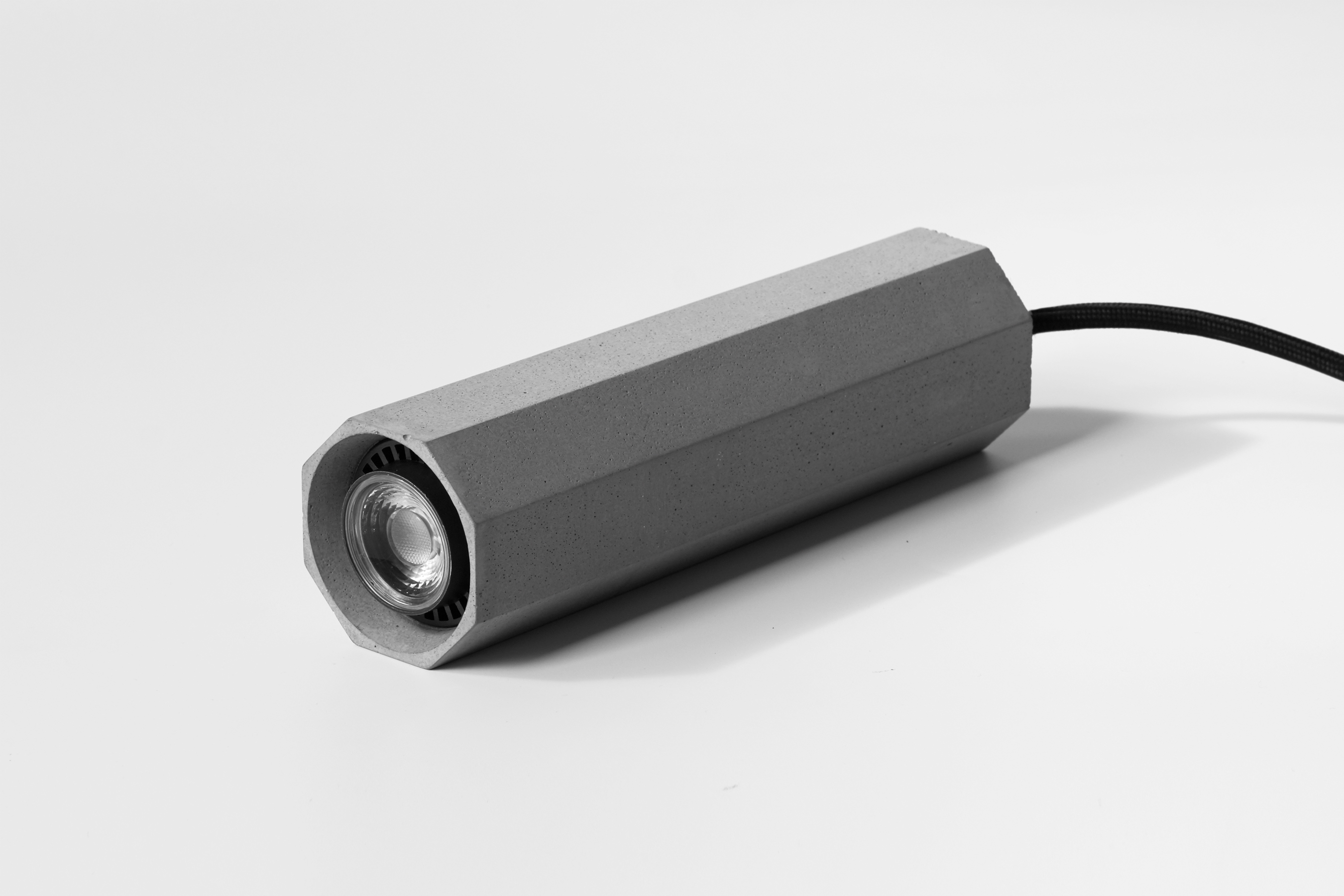 华体会体育官方在线官网 - 灯饰|吊灯|办公家具|华体会体育官方在线官网家具|吊灯-柱