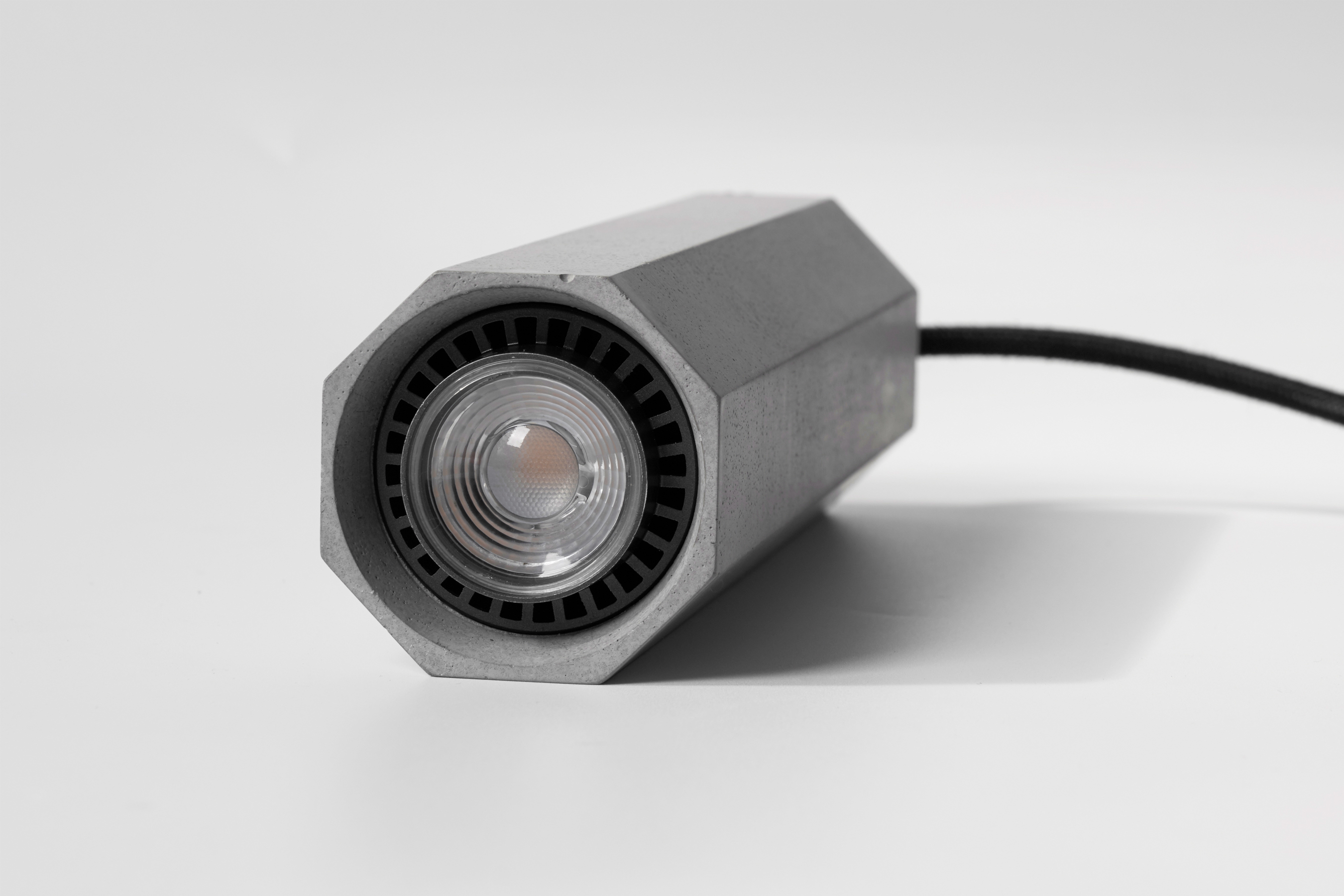 华体会体育官方在线官网 - 灯饰|吊灯|办公家具|华体会体育官方在线官网家具|吊灯-柱