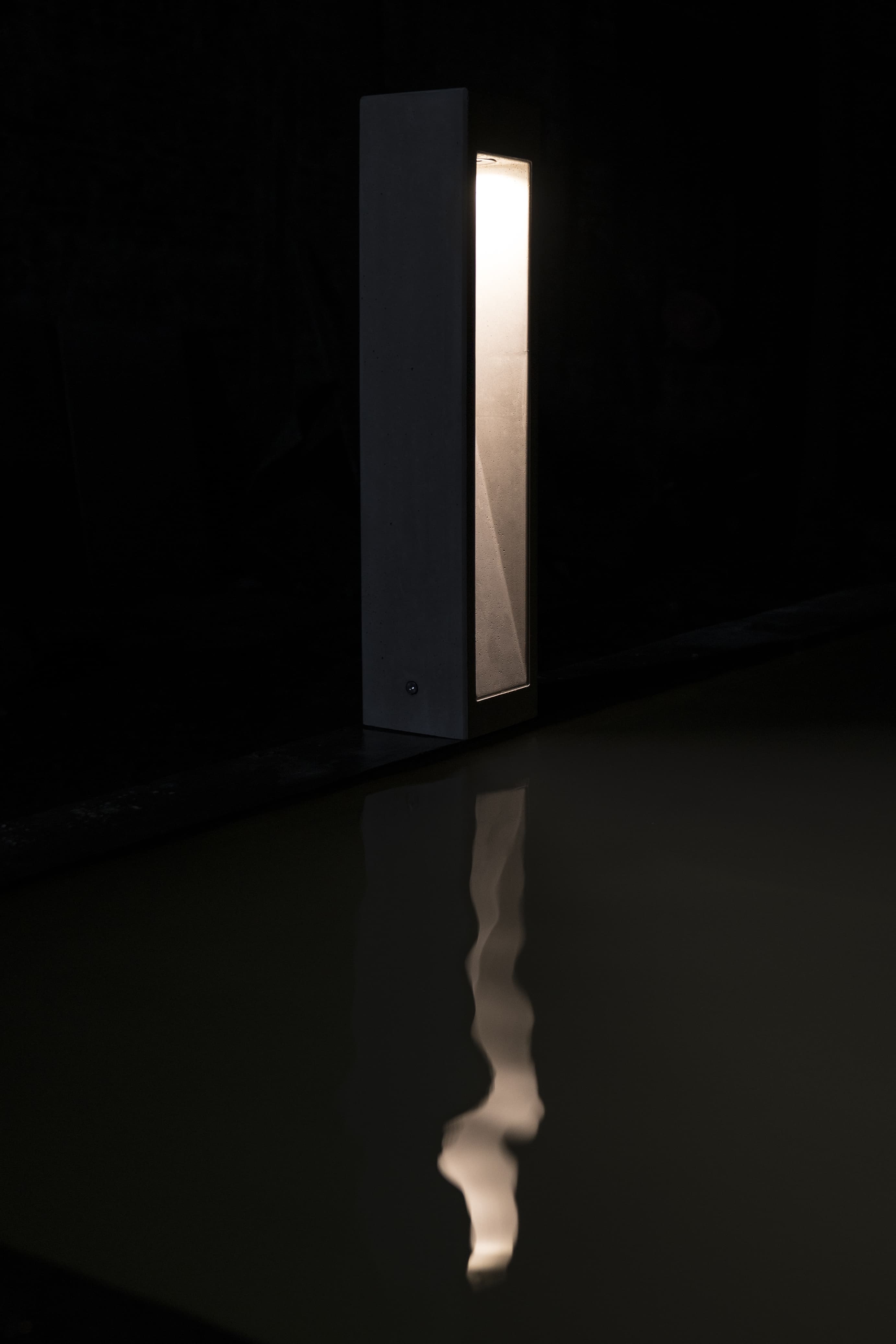 华体会体育官方在线官网 - 灯饰|落地灯|办公家具|华体会体育官方在线官网家具|户外落地灯-方