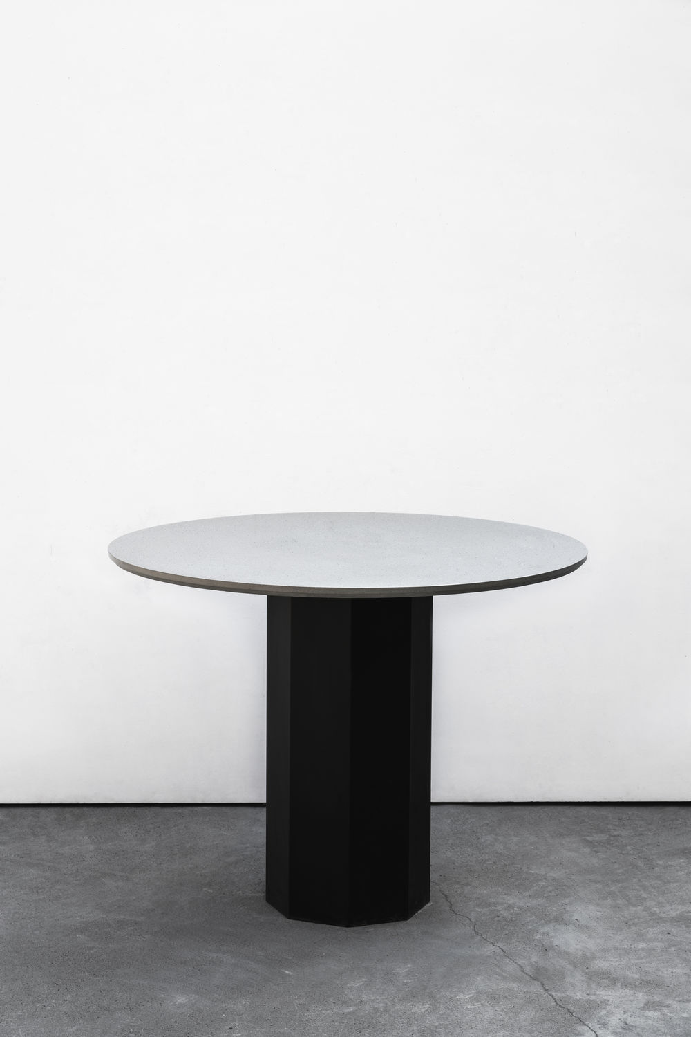 [华体会体育官方在线官网 - 桌几|茶几/边几|办公家具|华体会体育官方在线官网家具|圆桌-工]